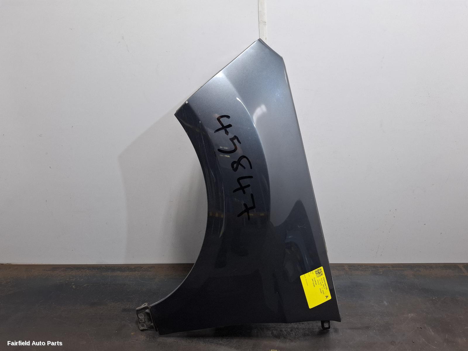 2013-2017 Ford Ecosport Left Guard