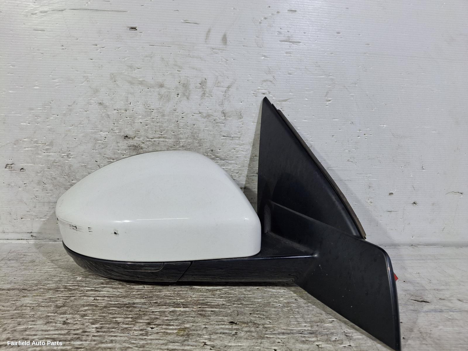 2015-2019 Land Rover Discovery Sport Right Door Mirror