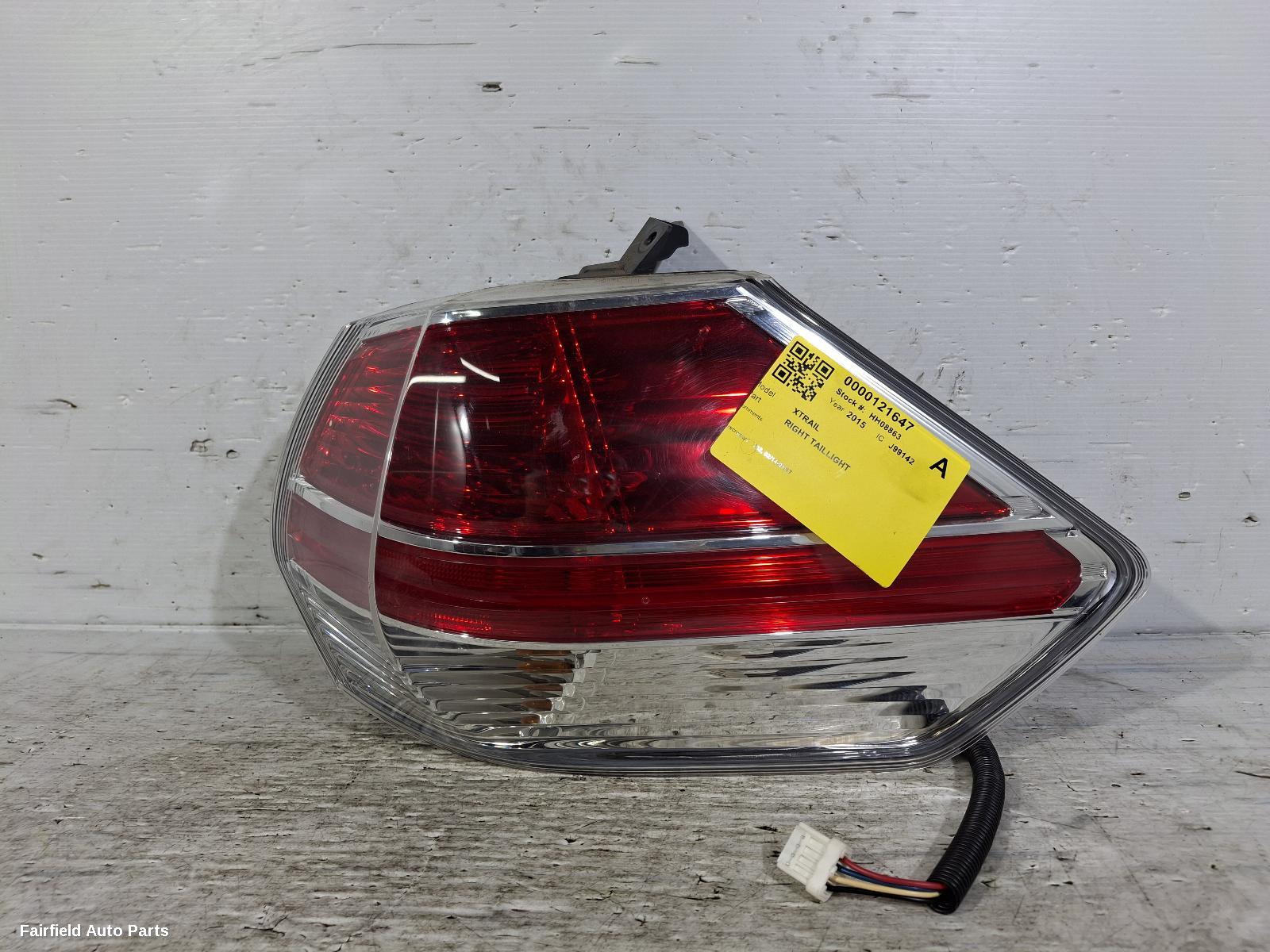 2014-2017 Nissan Xtrail Right Taillight