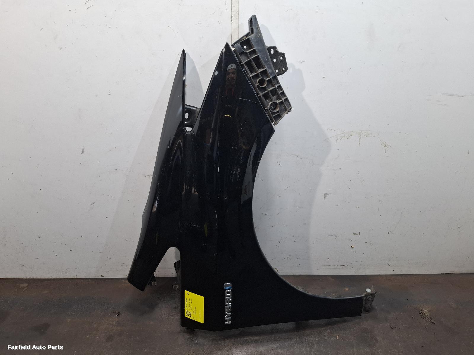 2009-2015 Toyota Prius Right Guard