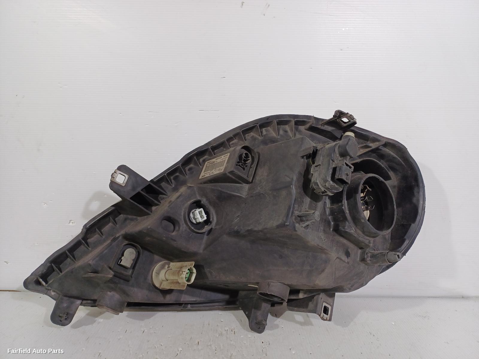 2007-2014 Renault Trafic Right Headlamp