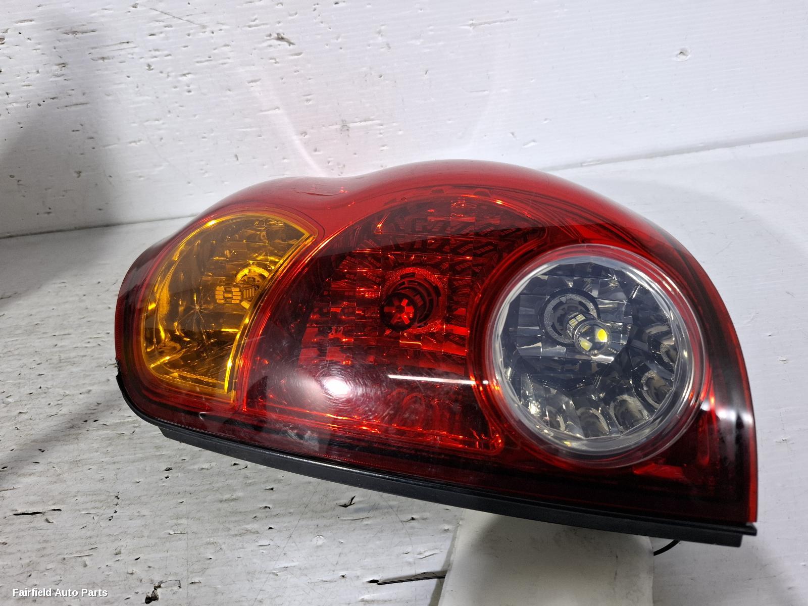 1996-2009 Mitsubishi Triton Right Taillight