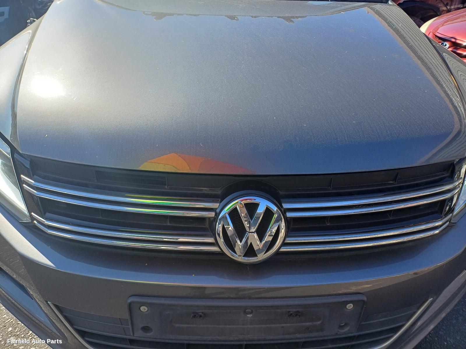 2008-2016 Volkswagen Tiguan Right Rear Door Sliding
