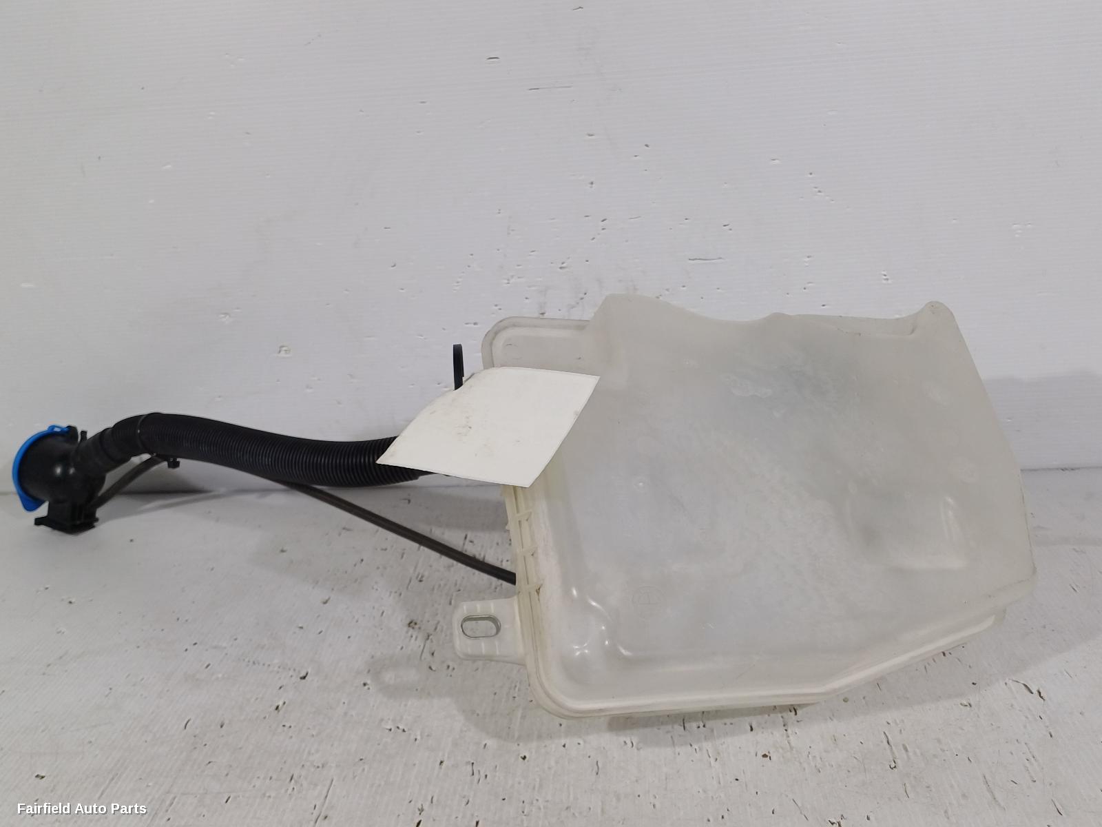 2019-2024 Bmw 1 Series Washer Bottle