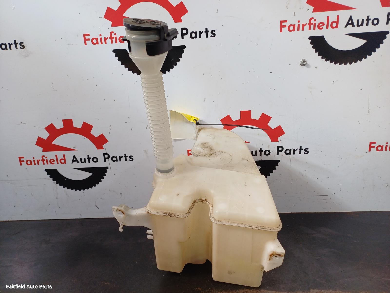2005-2014 Lexus Is250/is250c Washer Bottle