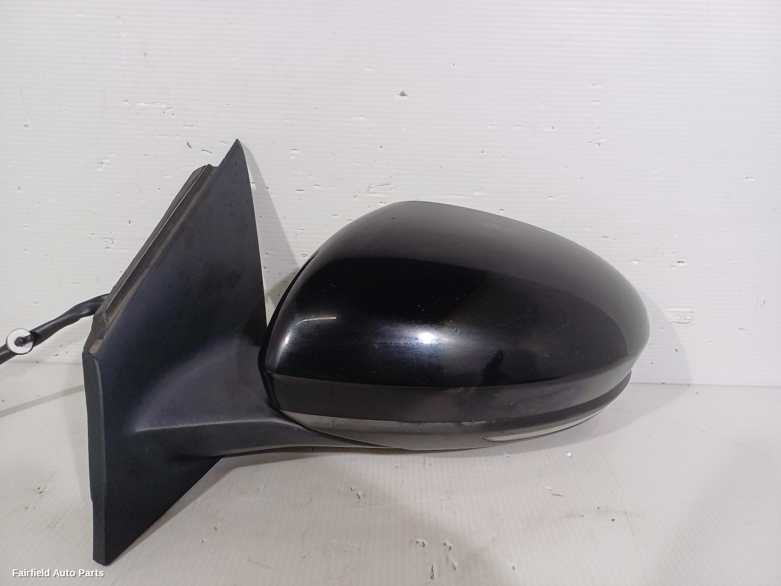 2018-2023 Renault Megane Left Door Mirror
