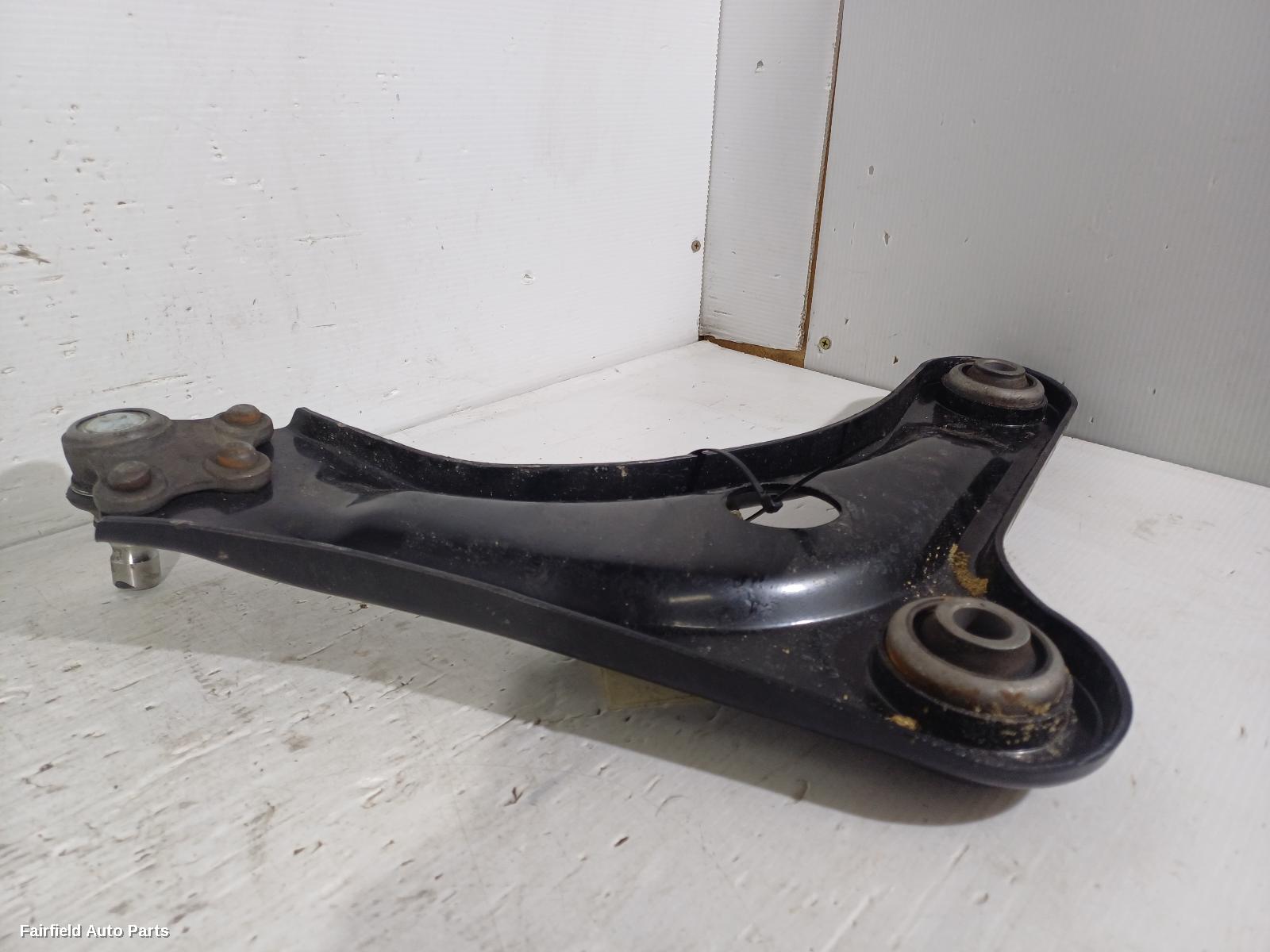 2010-2016 Citroen Ds3 Left Front Lower Control Arm