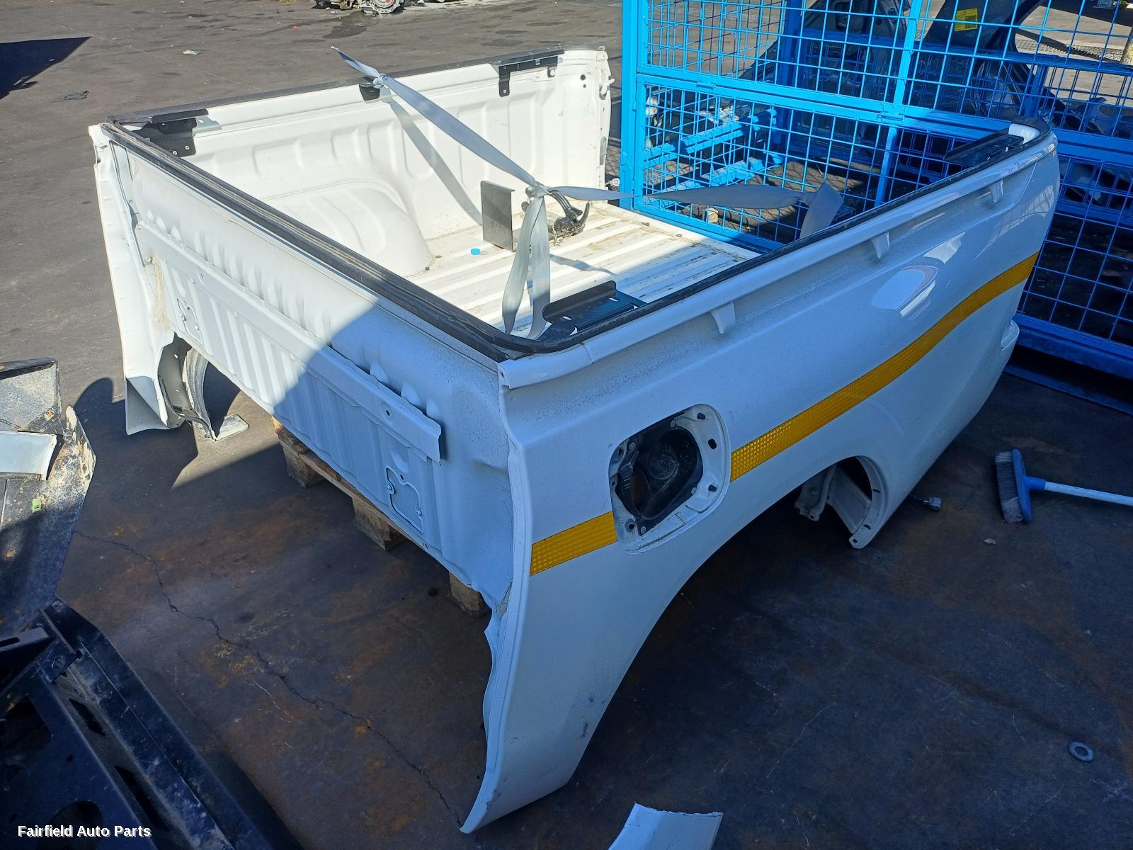 2015-2024 Toyota Hilux Tonneau Cover