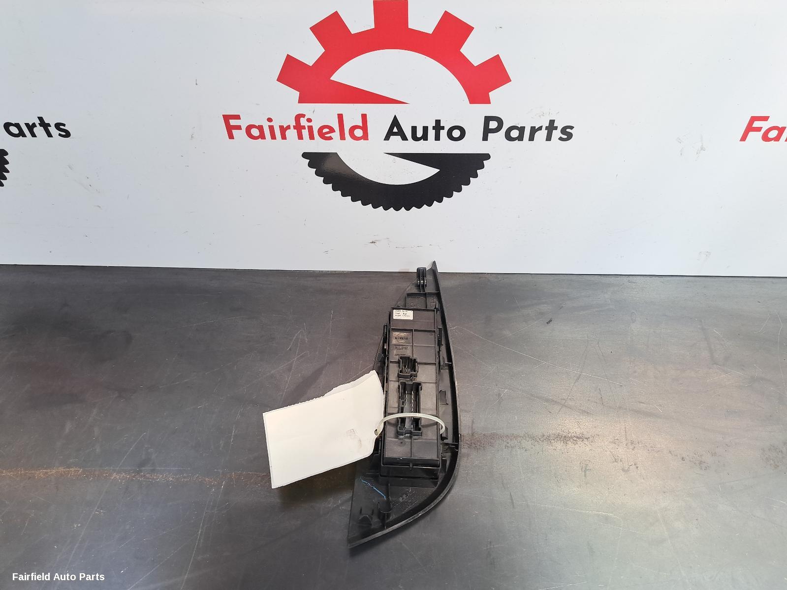 2013-2016 Nissan Pulsar Pwr Dr Wind Switch