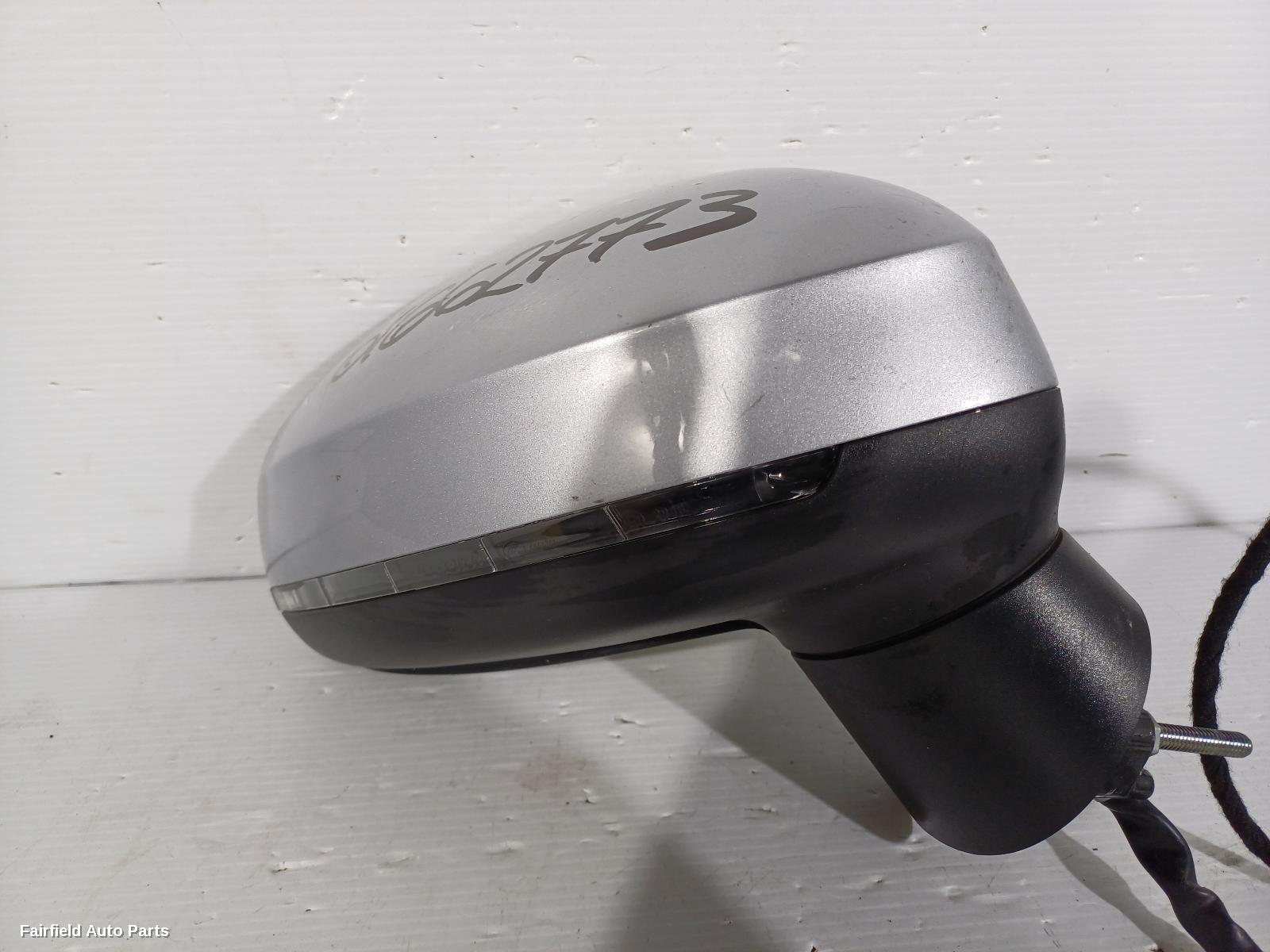 2010-2018 Audi A1 Right Door Mirror