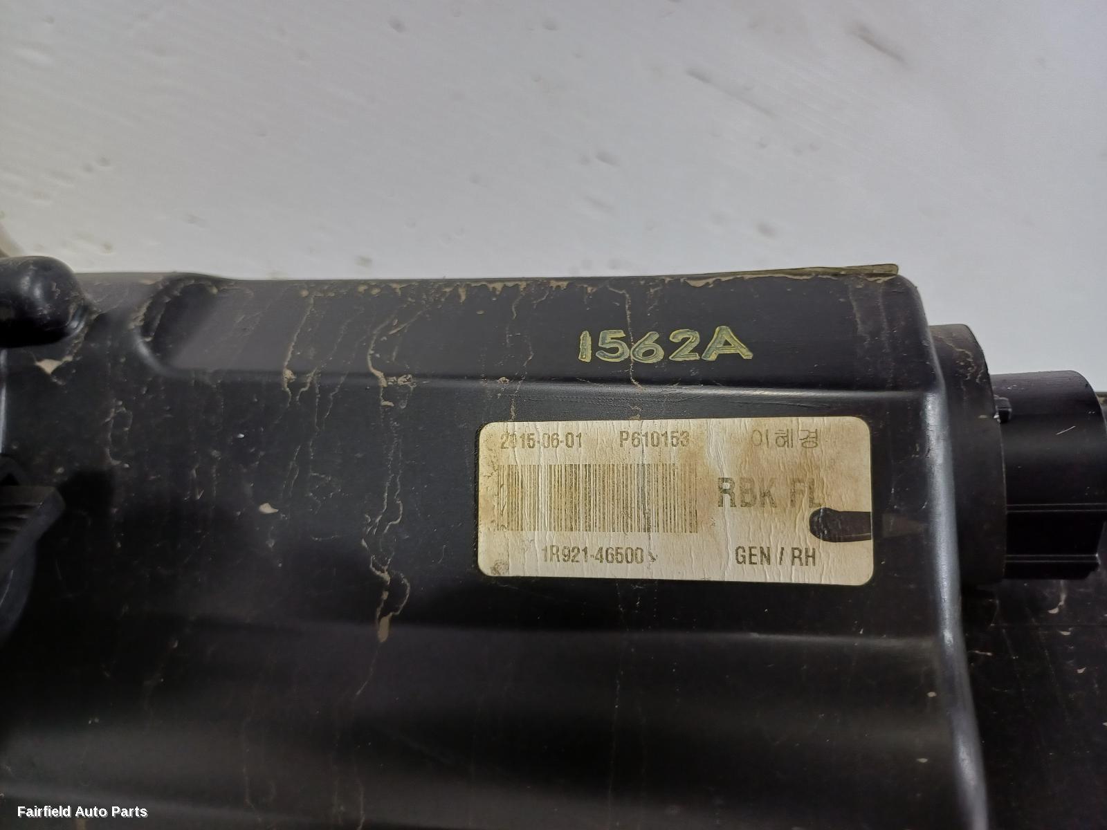2014-2019 Hyundai Accent Right Headlamp