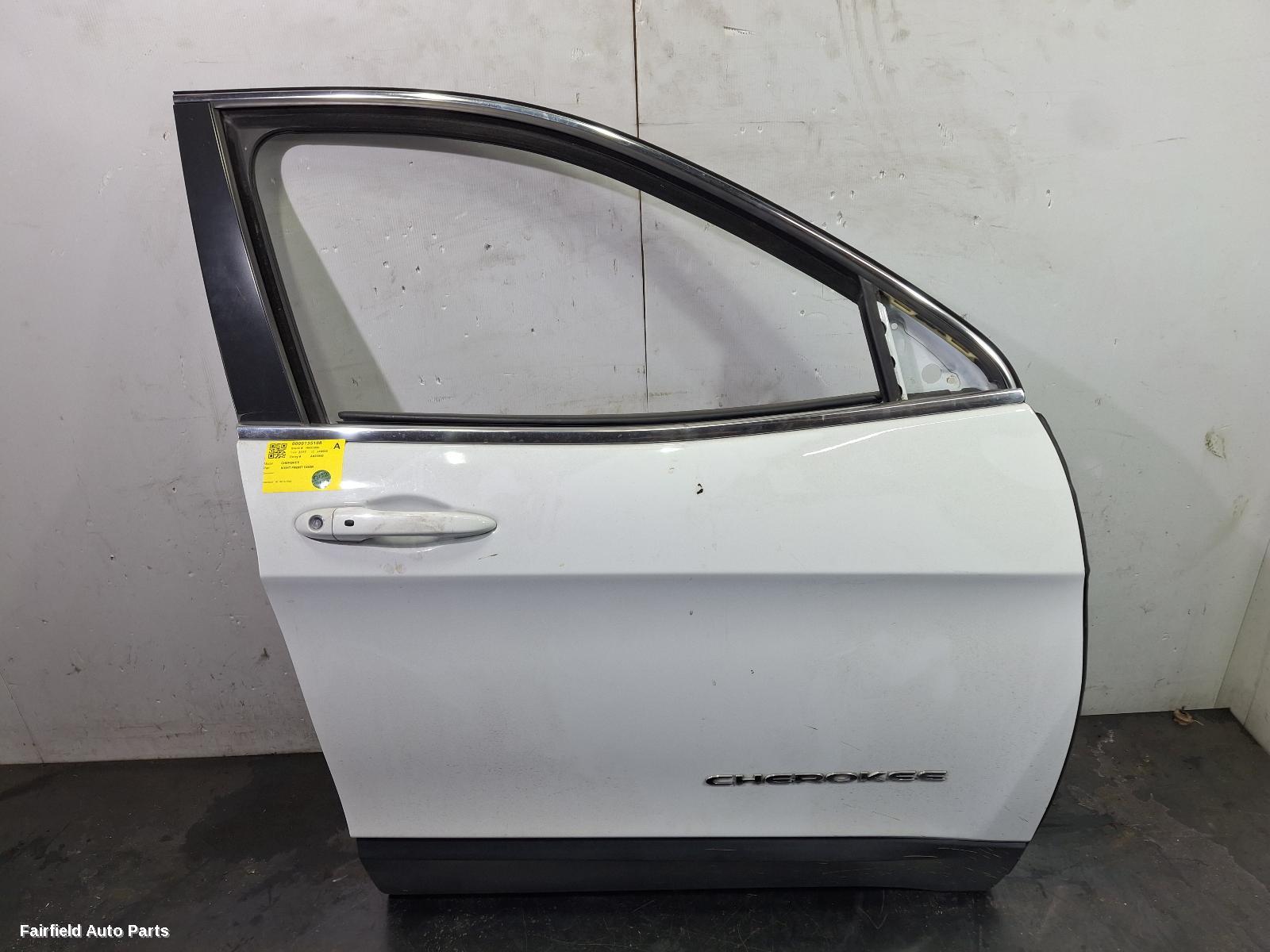 2014-2022 Jeep Cherokee Right Front Door