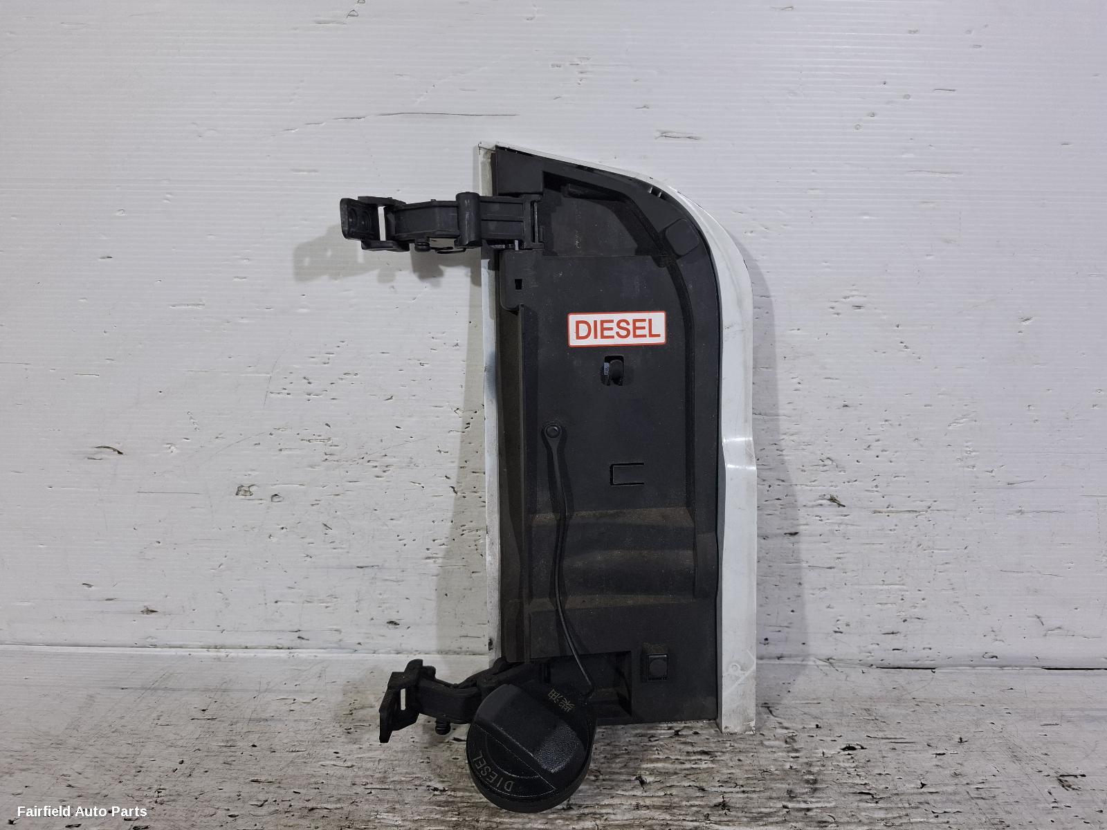2020-2026 Ldv Deliver 9 Fuel Door   Filler