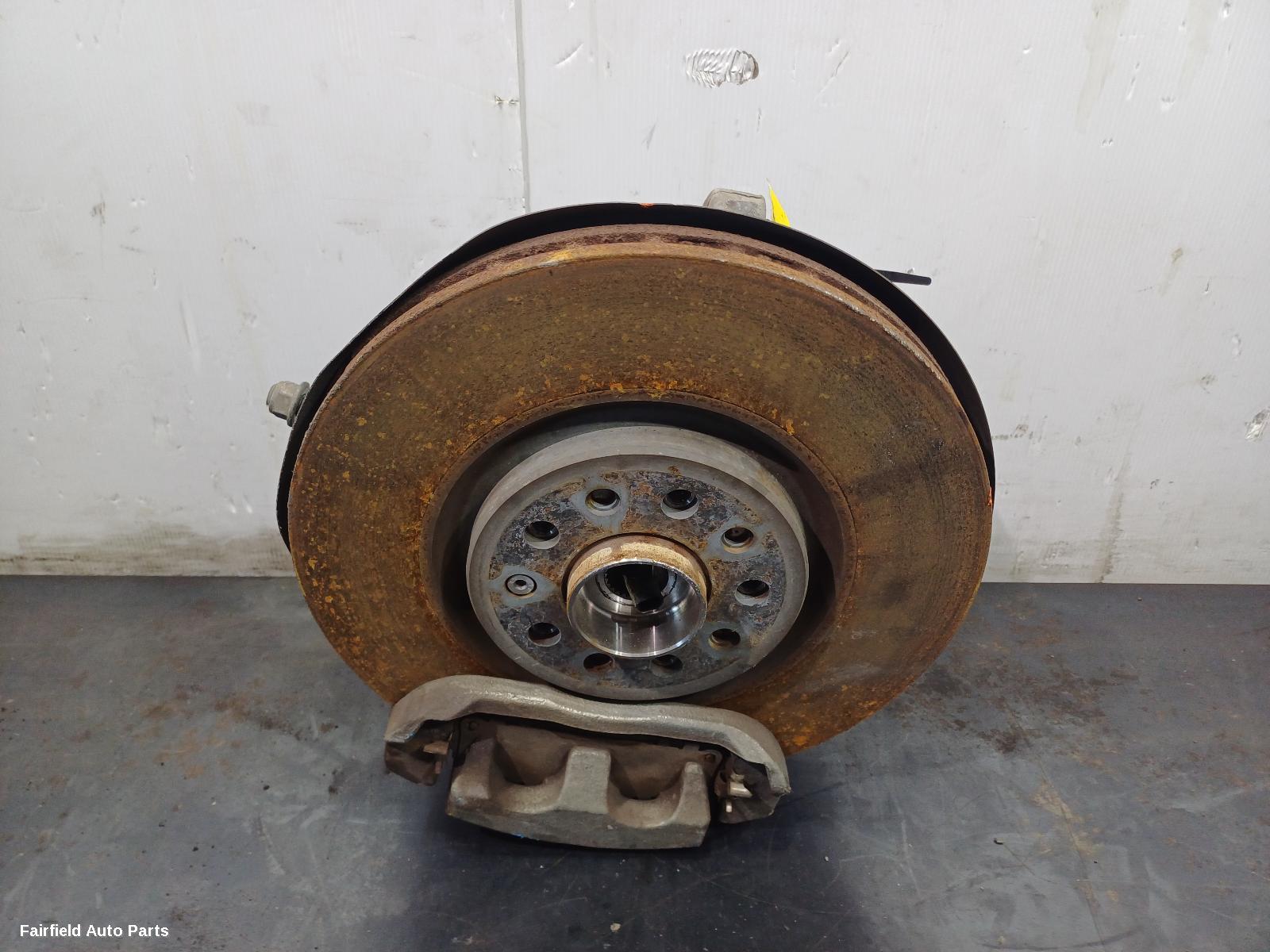 2014-2018 Jeep Cherokee Right Front Hub Assembly