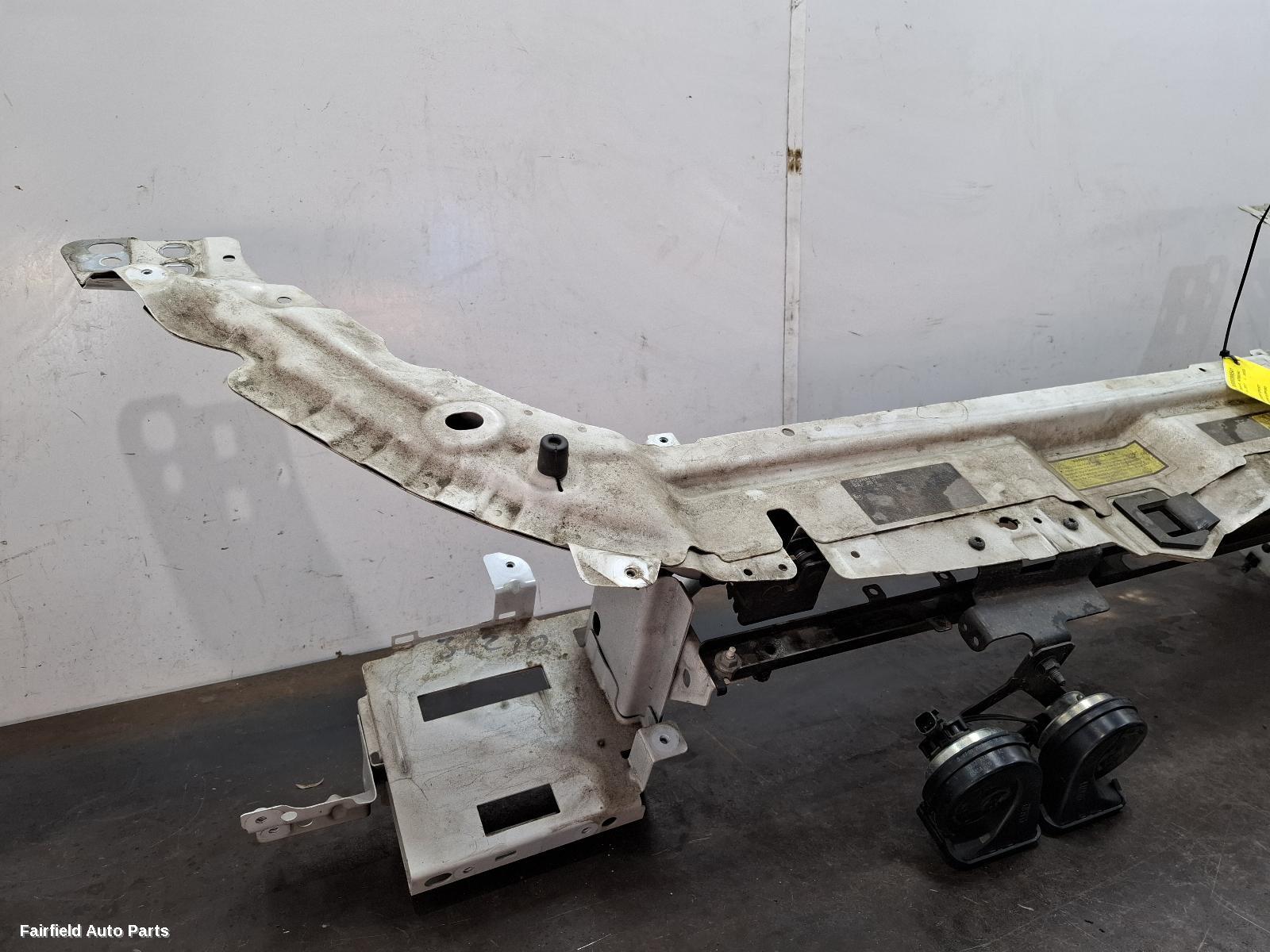 2015-2019 Land Rover Discovery Sport Radiator Support