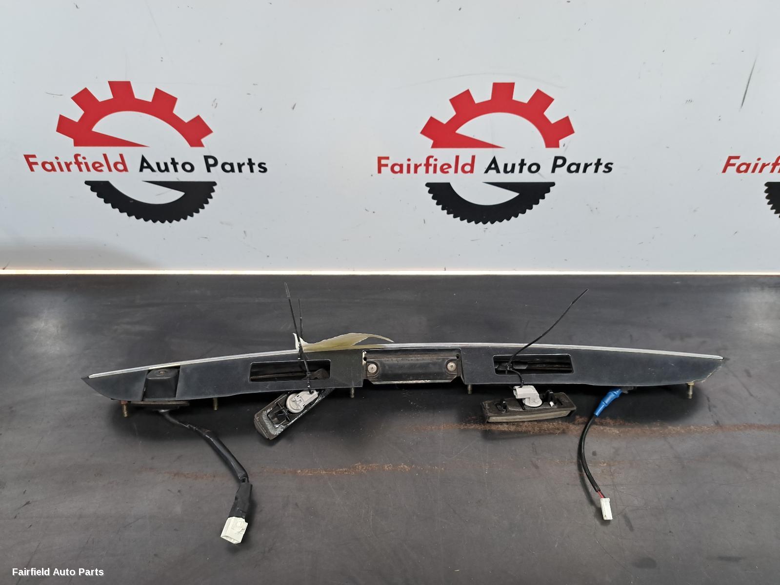 2003-2005 Lexus Rx Series Rear Garnish