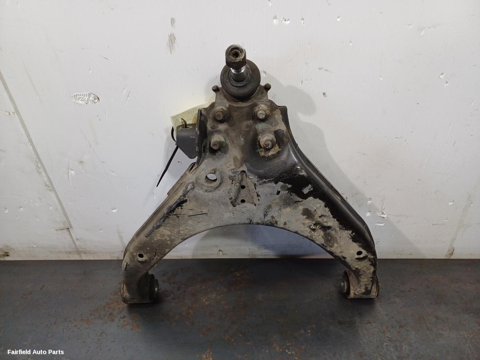 2017-2026 Ldv D90 Left Front Lower Control Arm