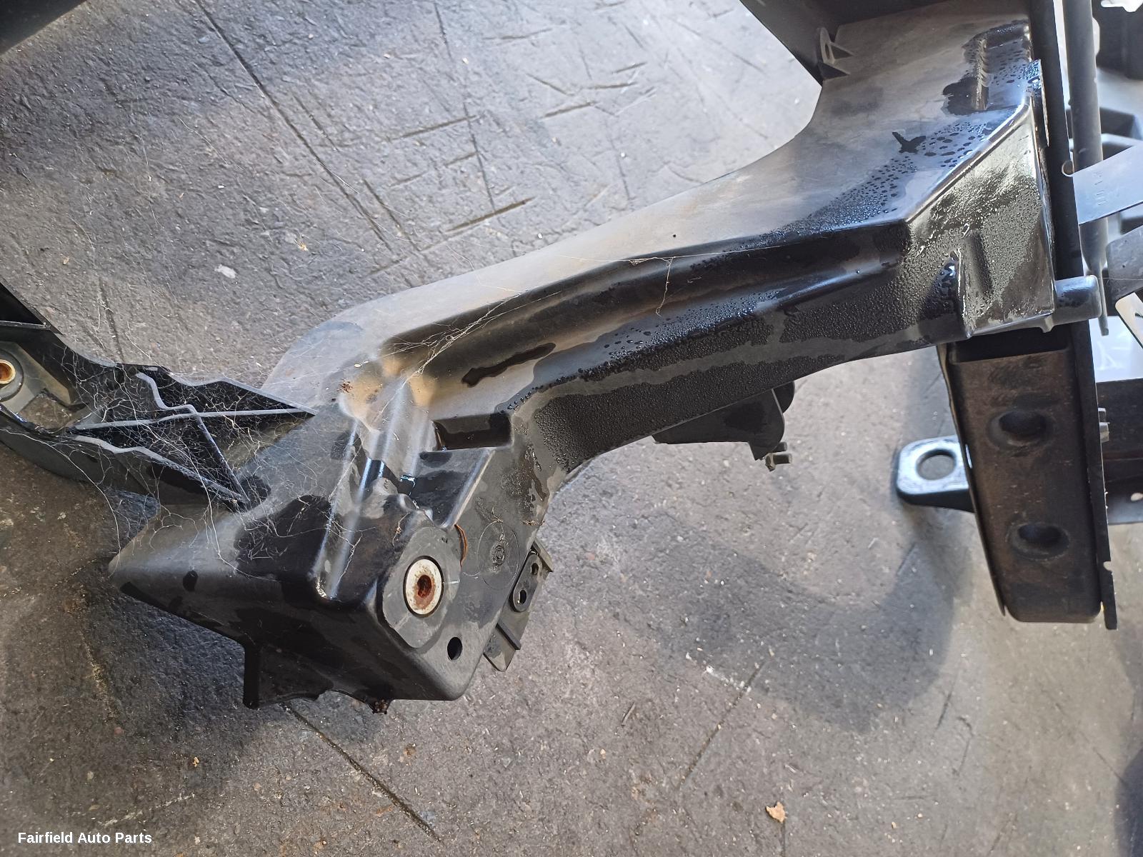 2010-2016 Jeep Grandcherokee Radiator Support
