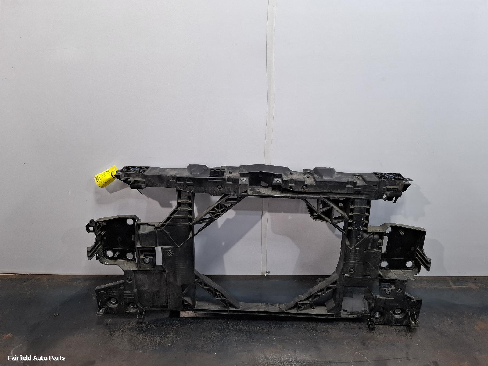 2010-2016 Renault Megane Radiator Support