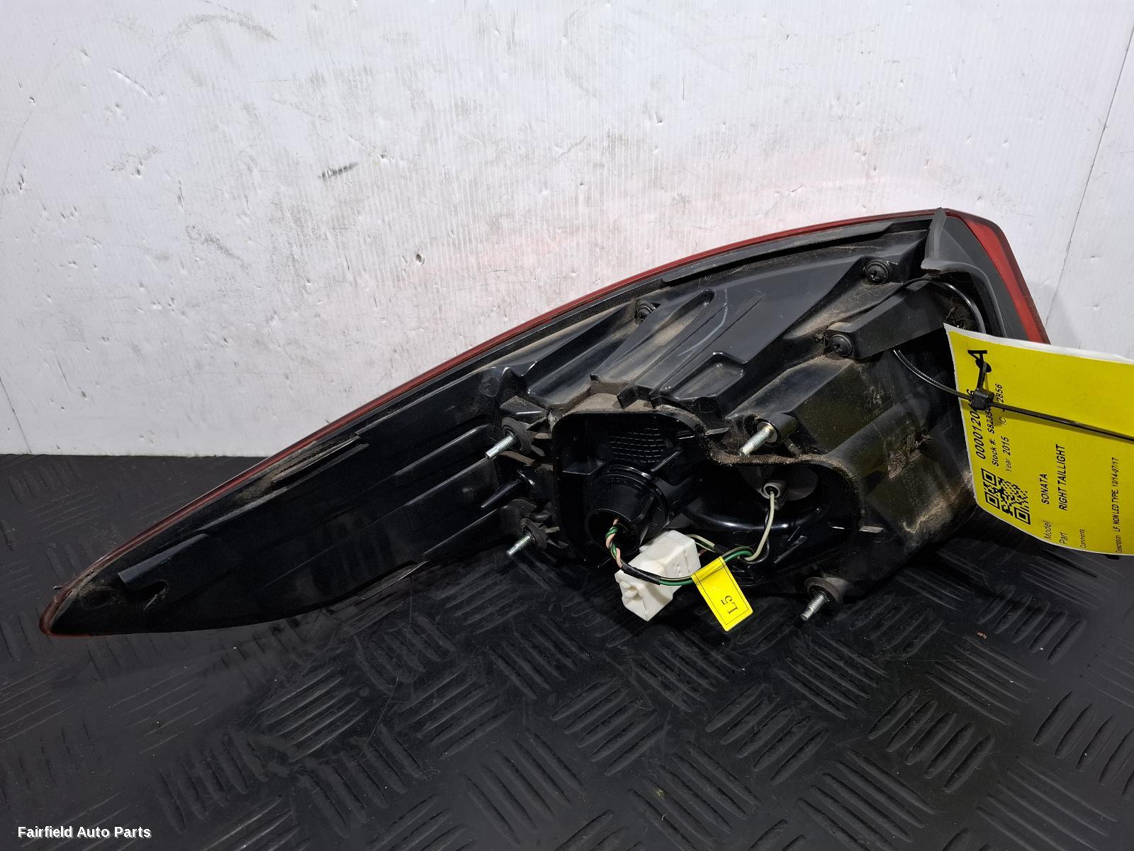 2014-2017 Hyundai Sonata Right Taillight