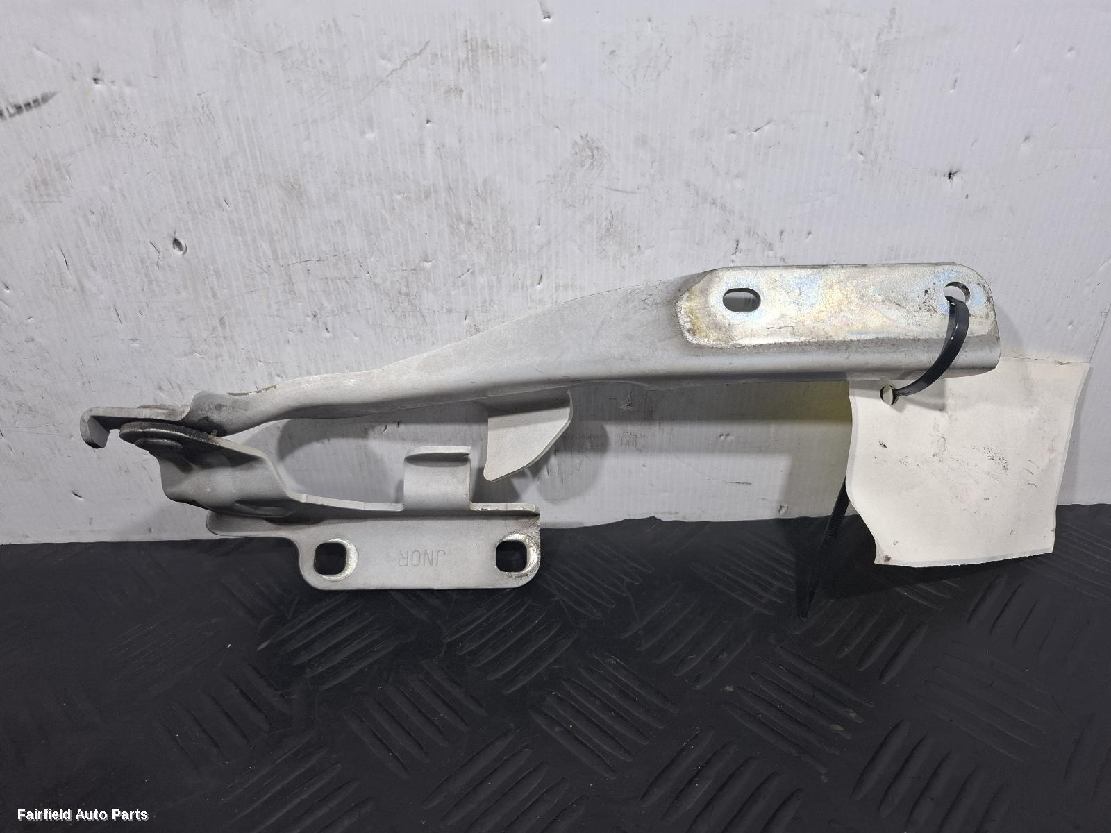 2010-2025 Nissan Elgrand Bonnet Hinge Strut