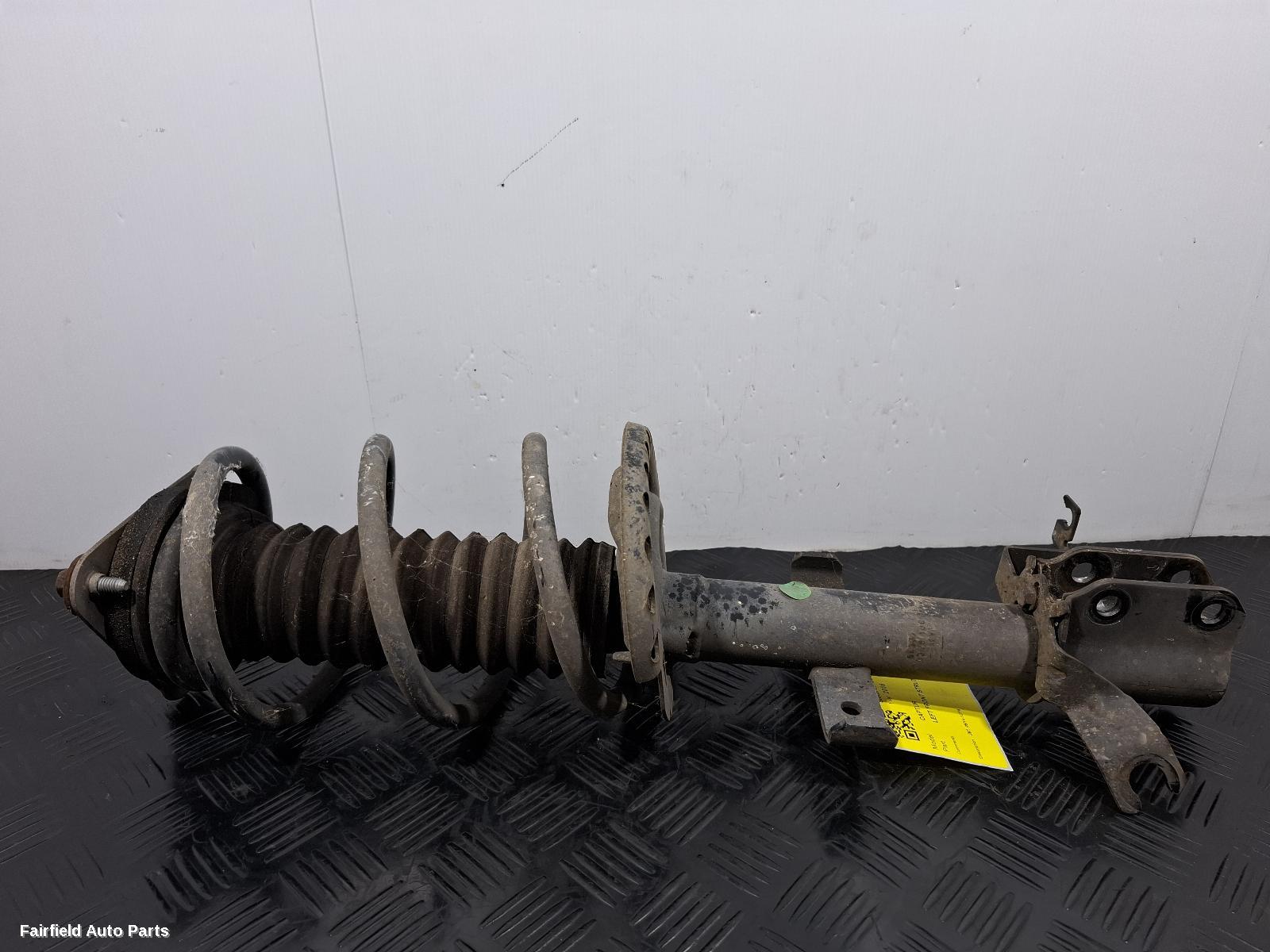 2014-2019 Renault Captur Left Front Strut