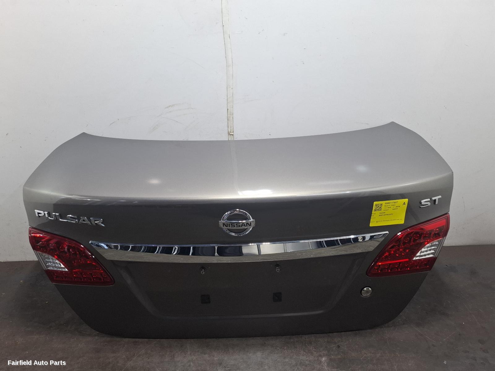 2012-2017 Nissan Pulsar Bootlid Tailgate