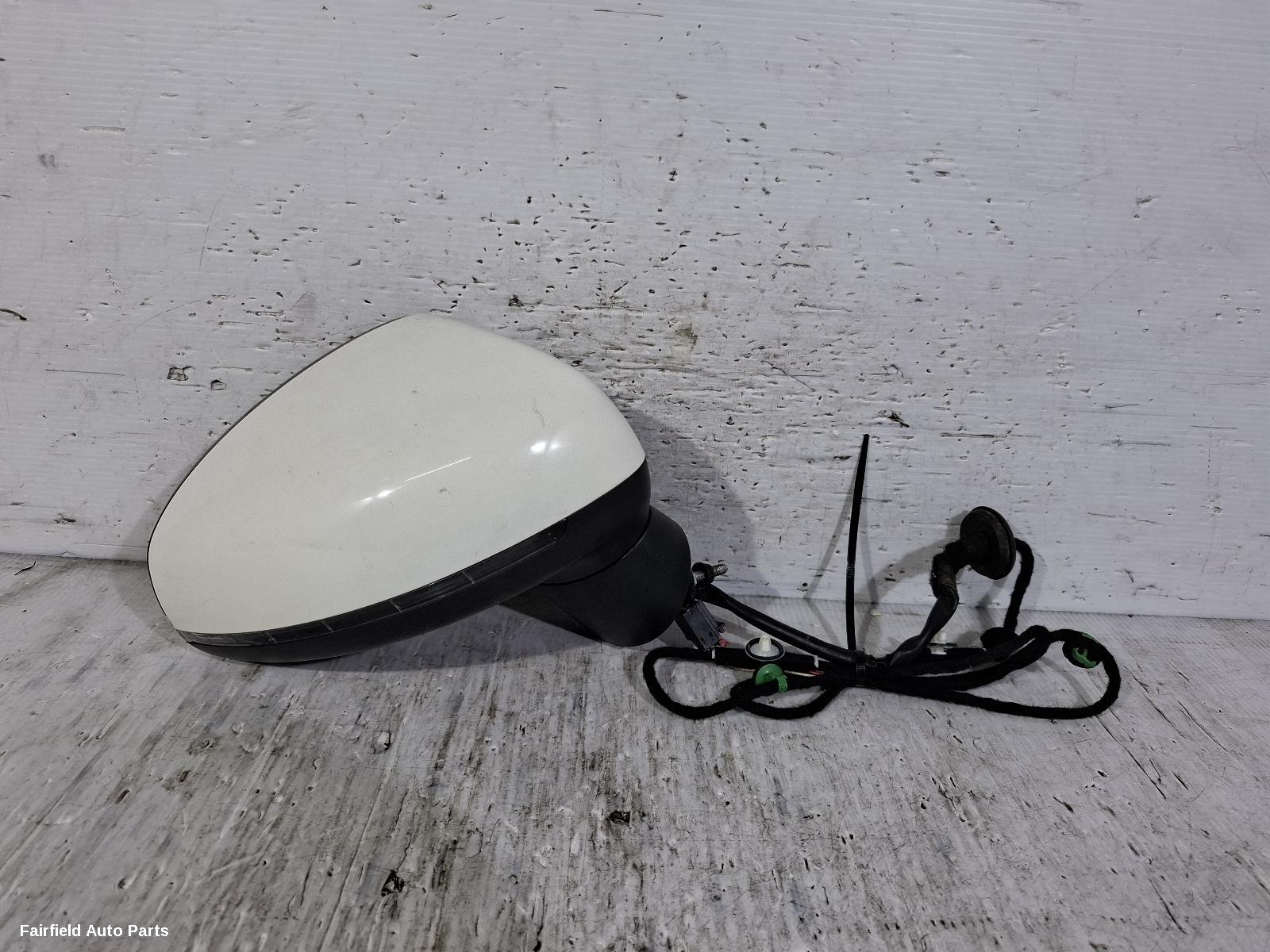 2010-2018 Audi A1 Right Door Mirror