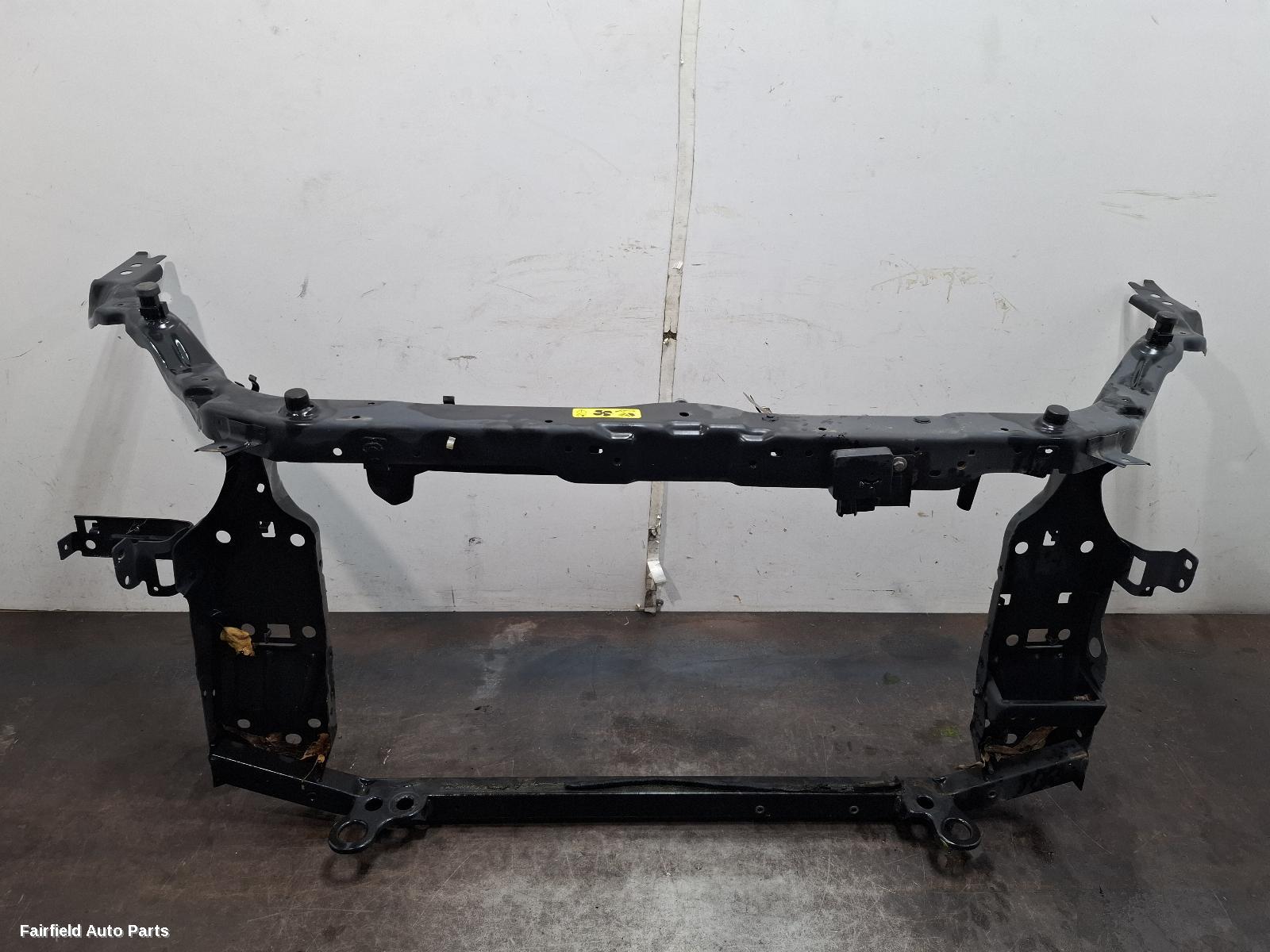 2010-2014 Nissan Dualis Radiator Support