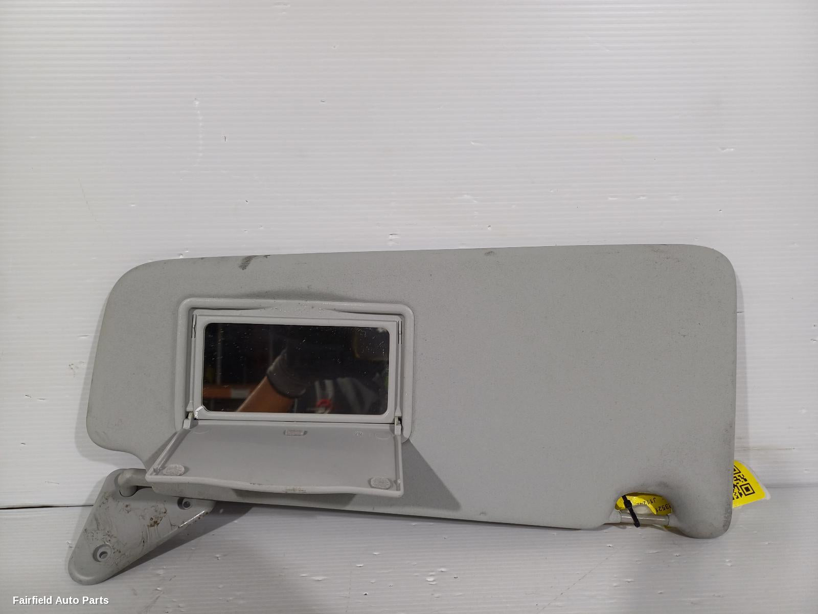 2015-2026 Land Rover Discovery Sport Sunvisor