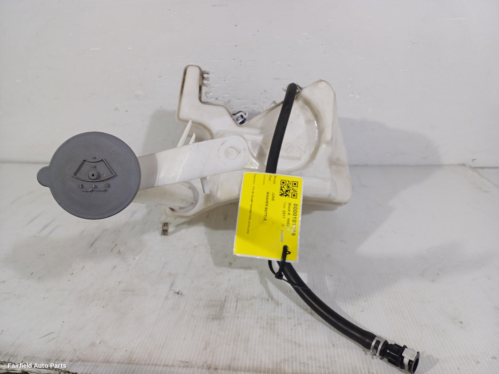 2015-2019 Nissan Juke Washer Bottle