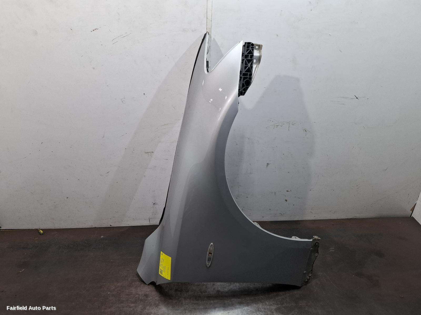 2005-2008 Lexus Is250/is250c Right Guard