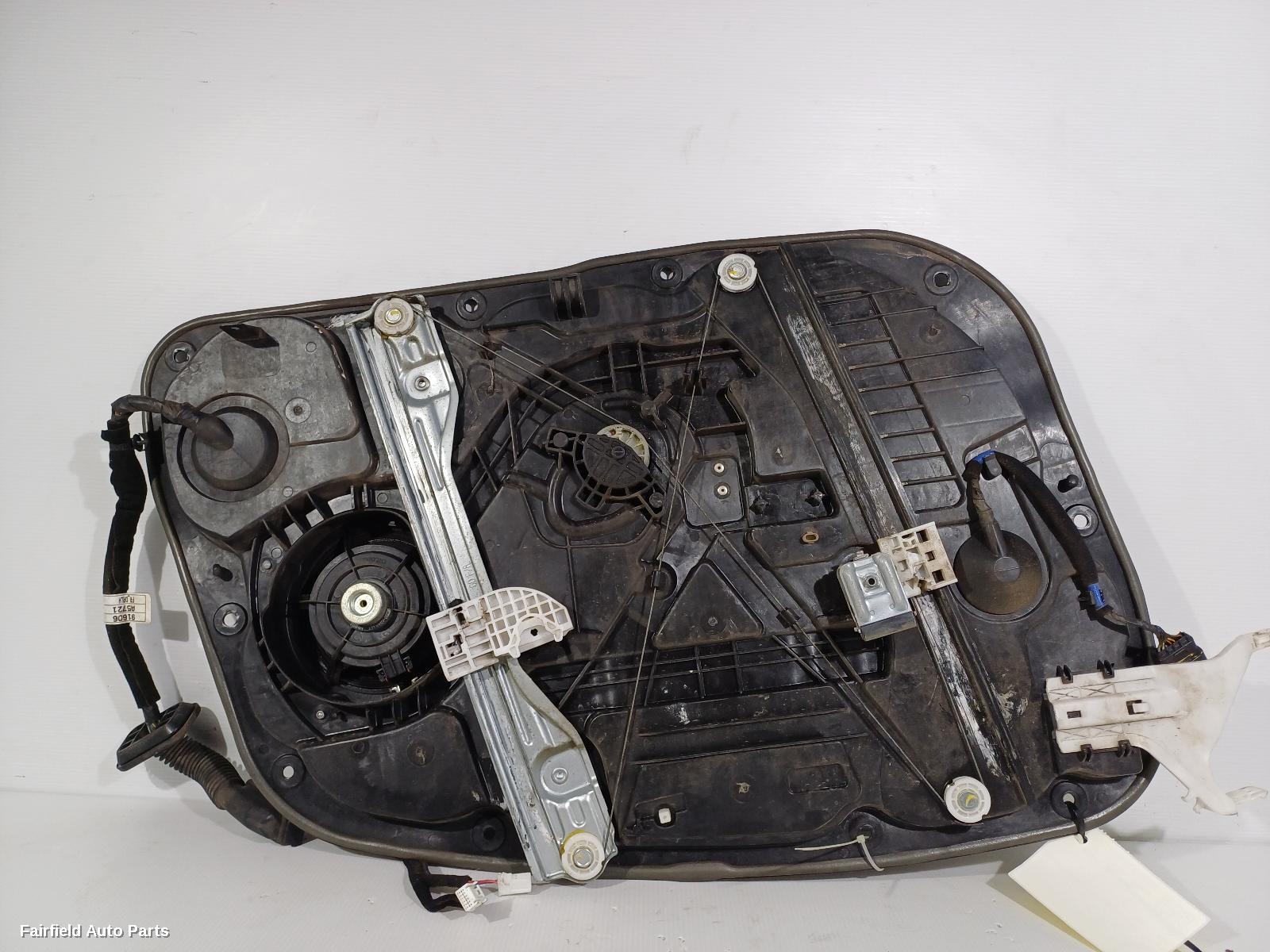 2012-2017 Hyundai I30 Right Front Window Reg Motor