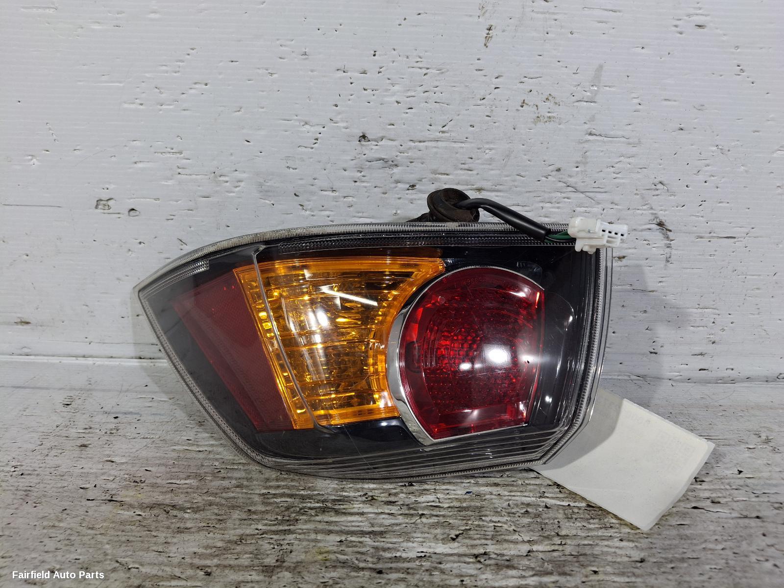 2007-2017 Mitsubishi Lancer Right Taillight