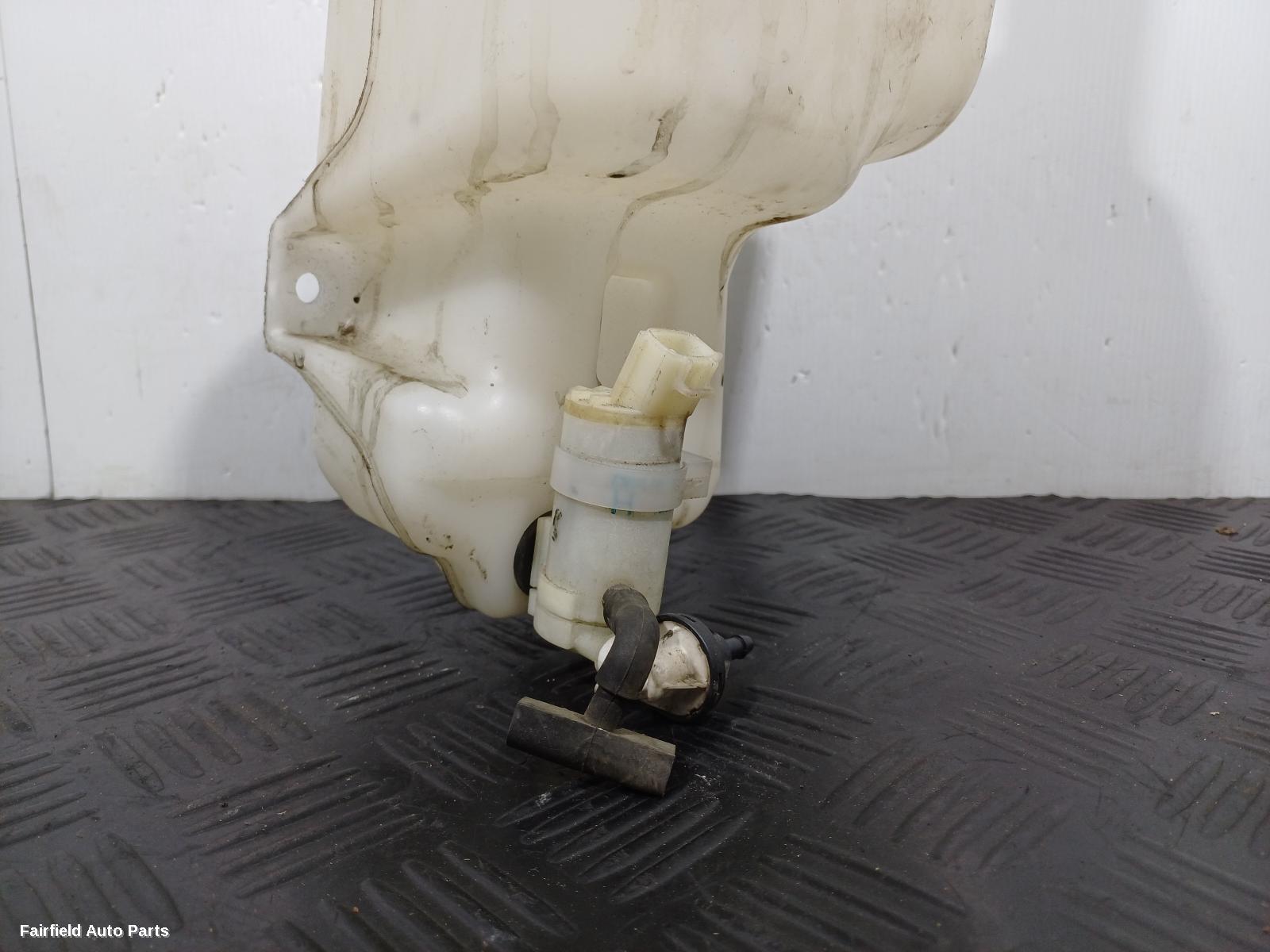 2014-2022 Honda Odyssey Washer Bottle