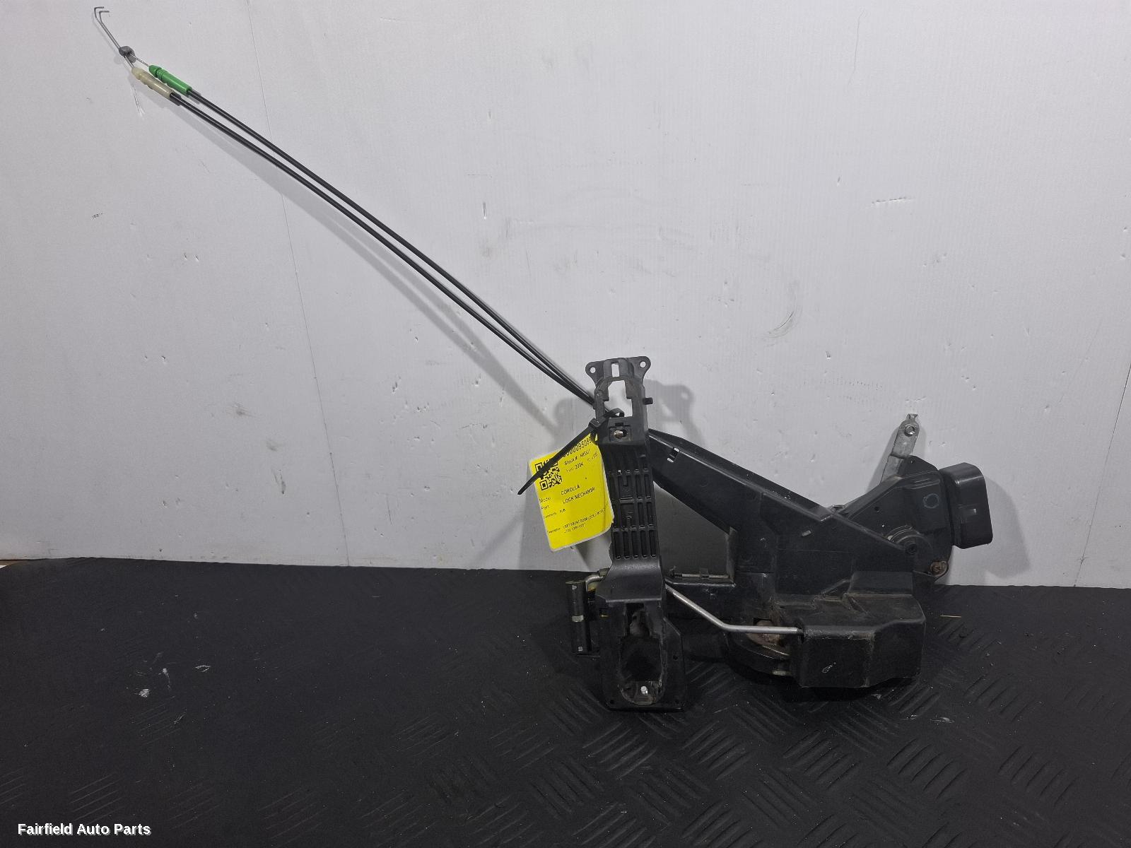 2001-2007 Toyota Corolla Door Boot Gate Lock