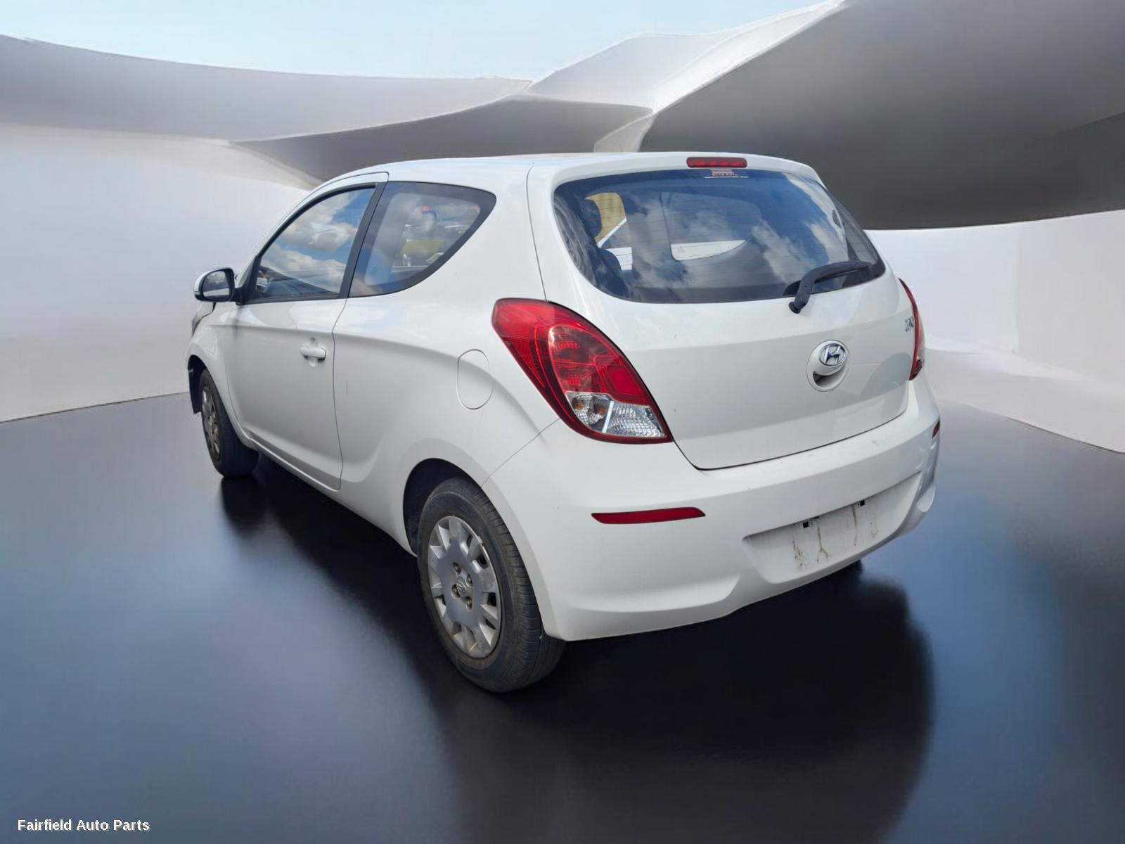 2010-2015 Hyundai I20 Parcel Shelf Cargo Blind