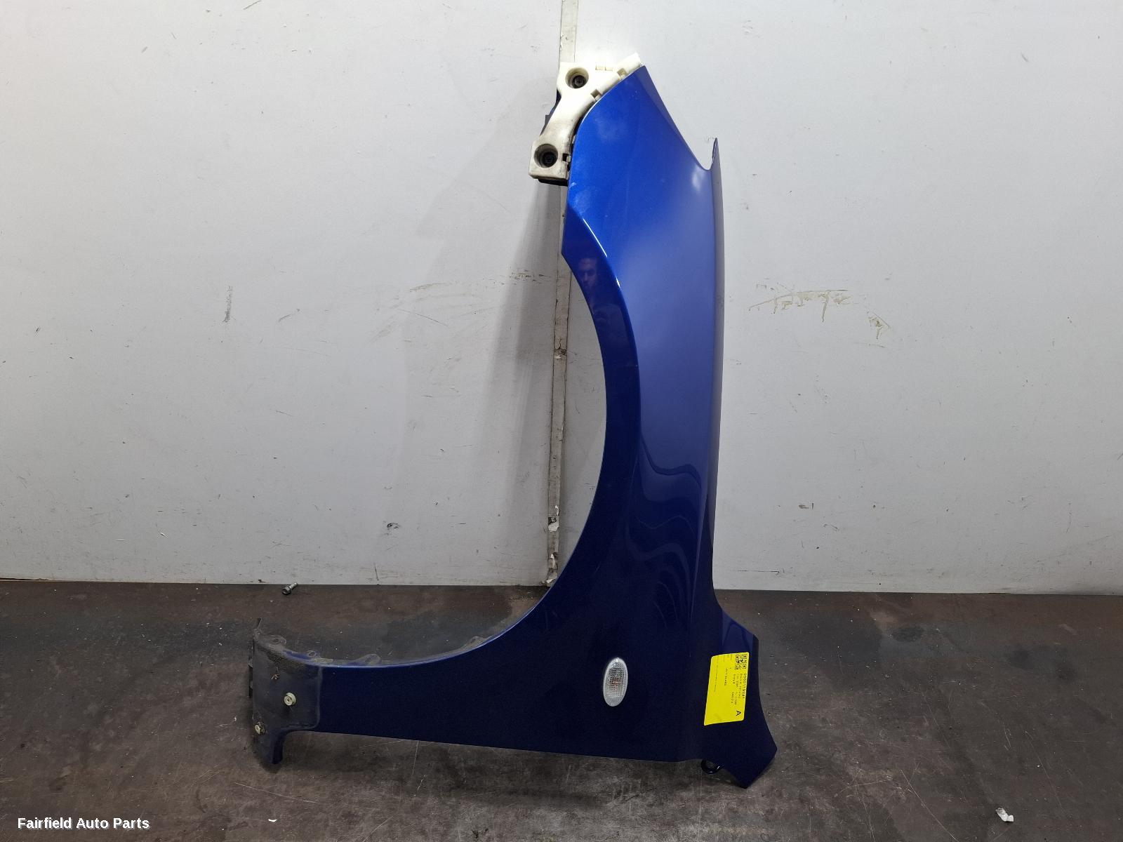 2006-2009 Mazda 3 Left Guard