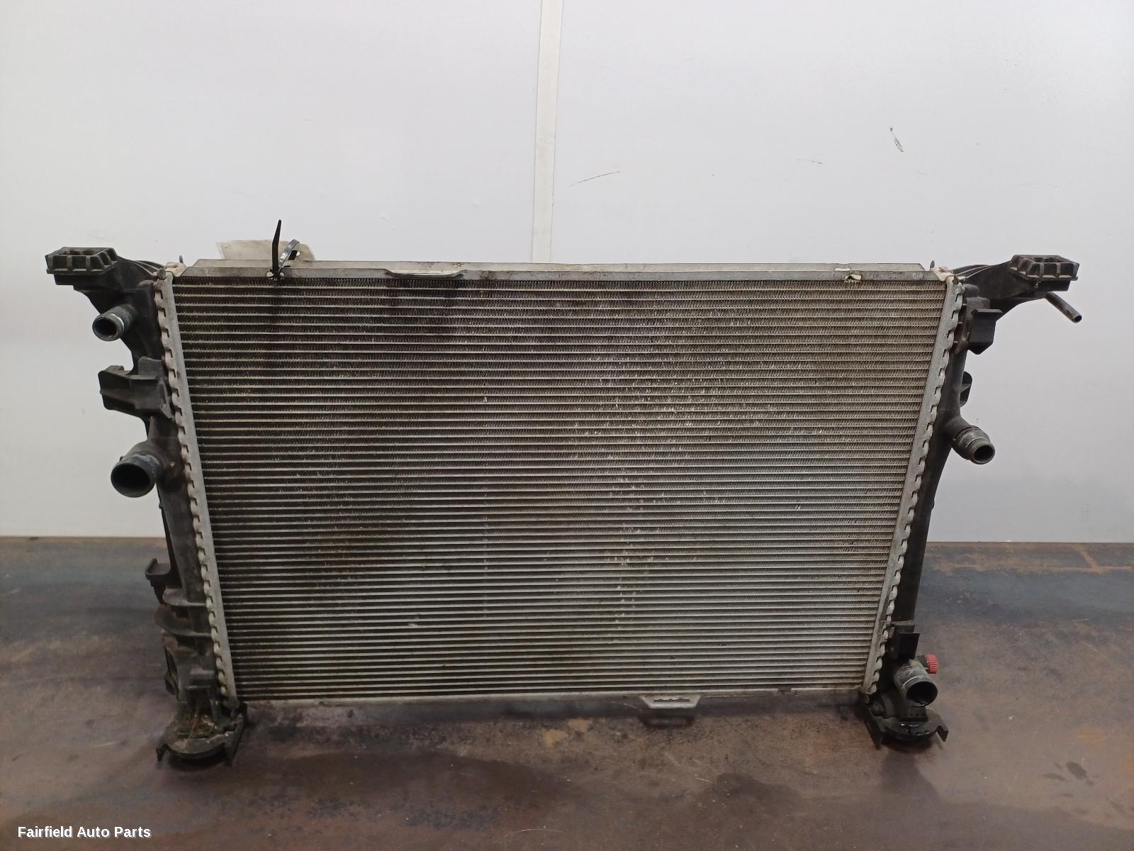 2011-2019 Mercedes B Class Radiator