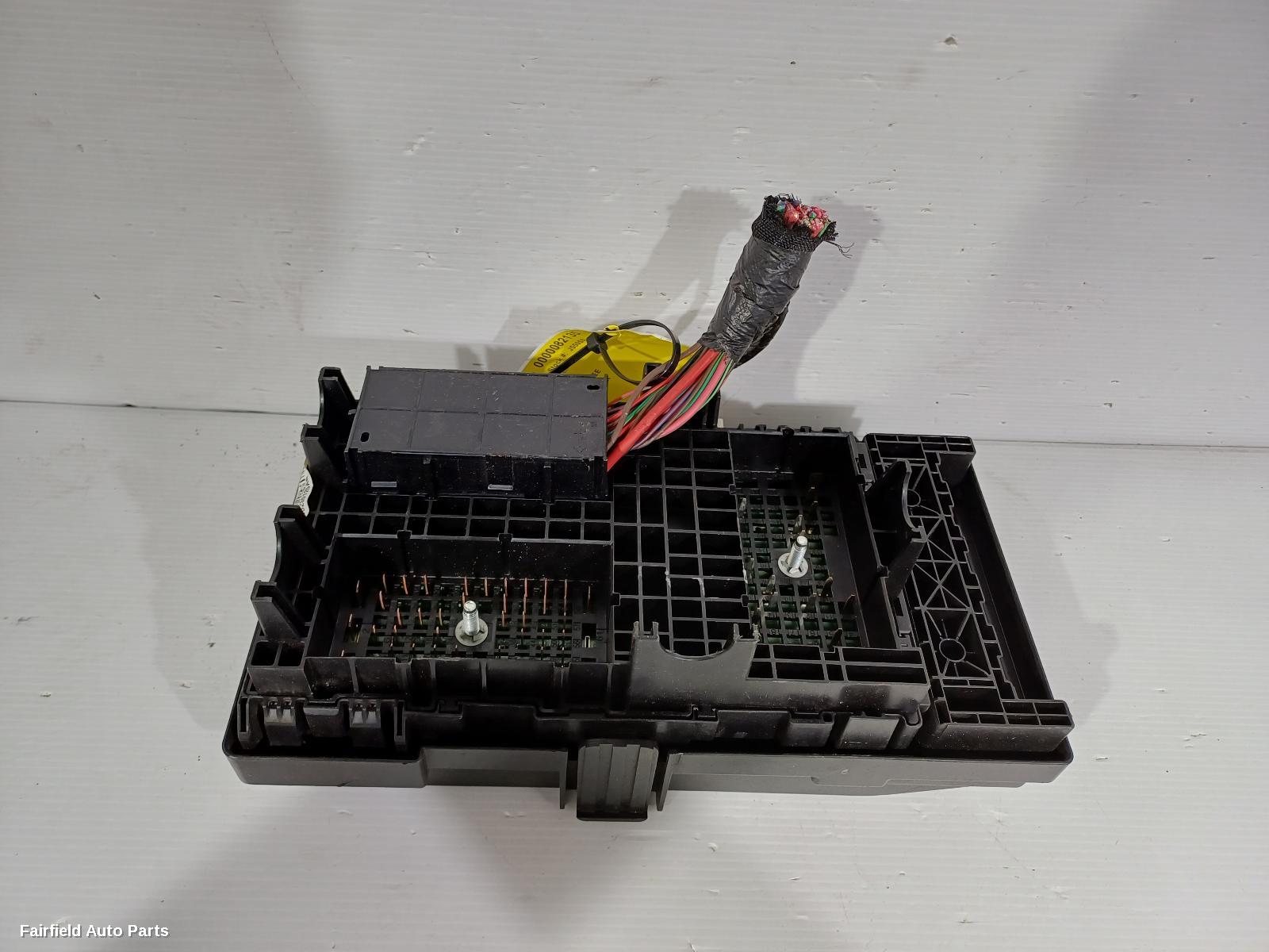 2014-2022 Jeep Cherokee Fuse Box