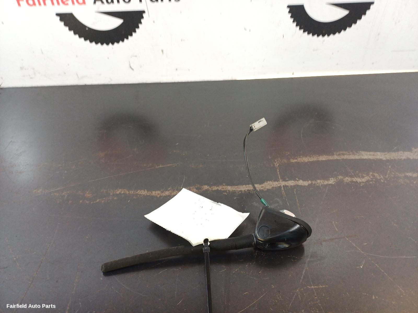 2010-2019 Nissan Juke Antenna