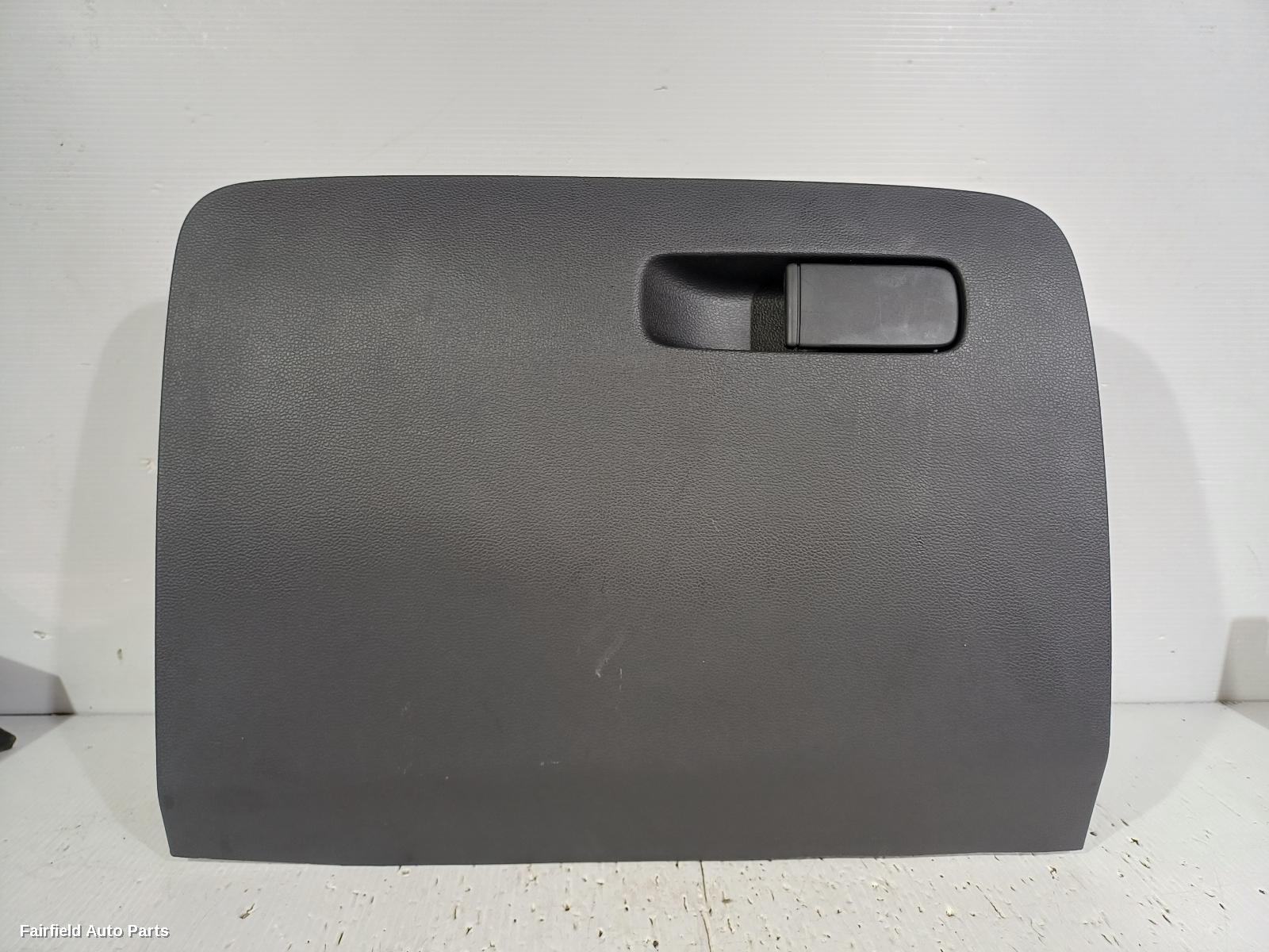 2017-2025 Mg Zs Glove Box
