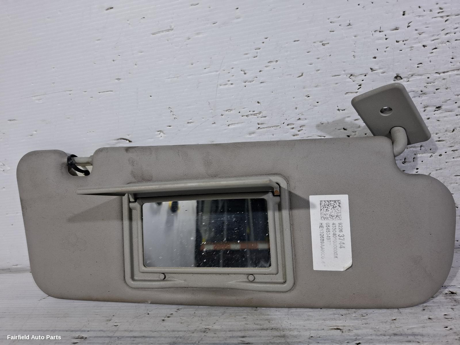 2013-2017 Holden Commodore Sunvisor