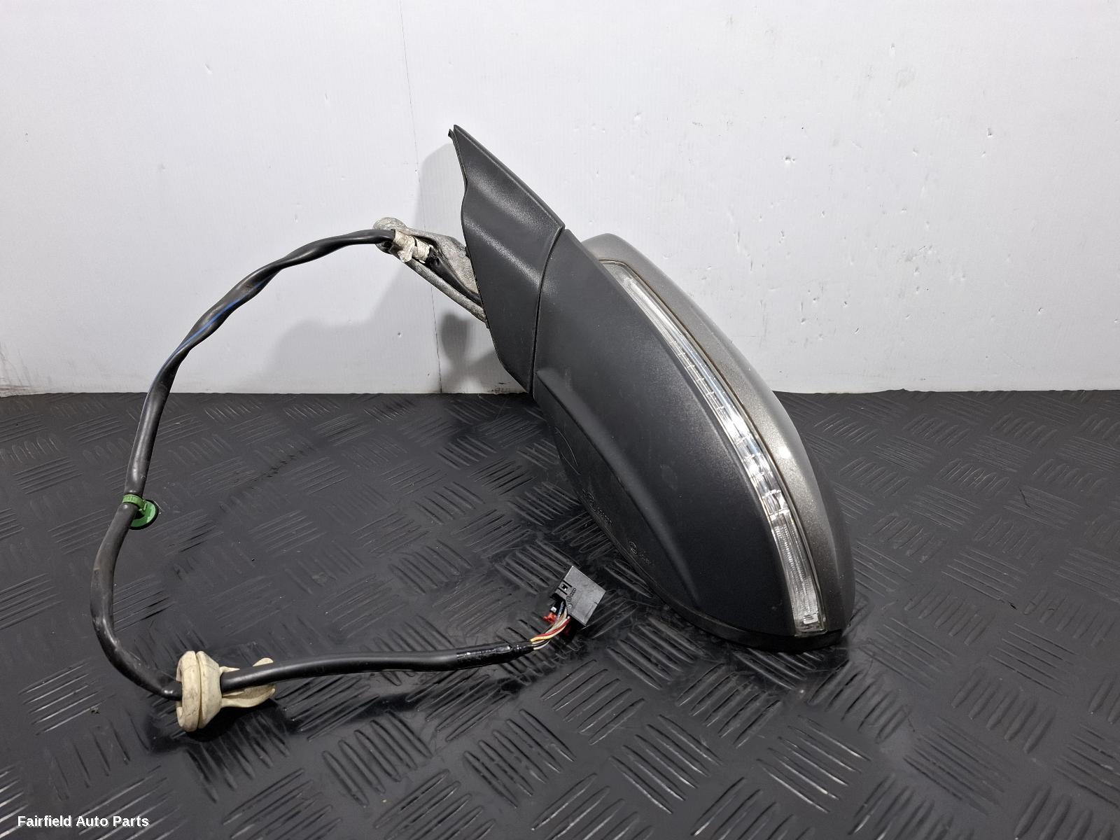 2012-2017 Volkswagen Golf Left Door Mirror