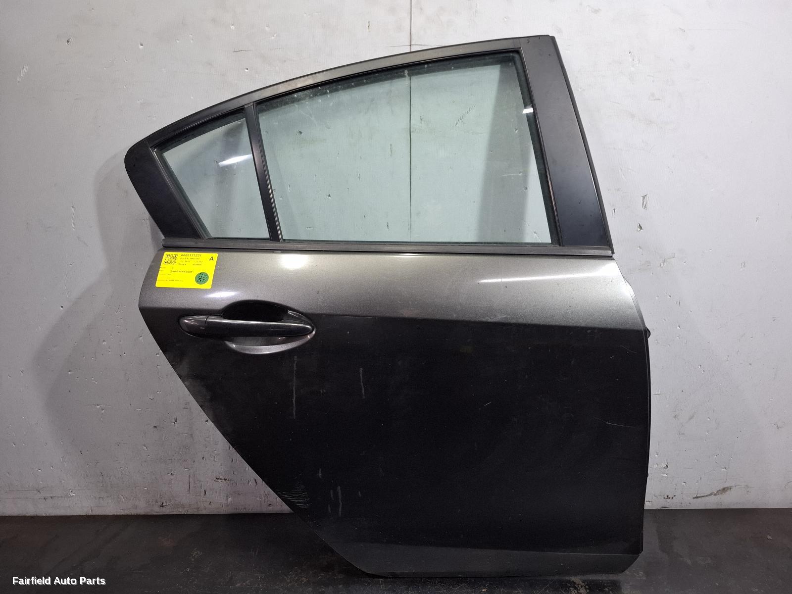 2009-2013 Mazda 3 Right Rear Door Sliding