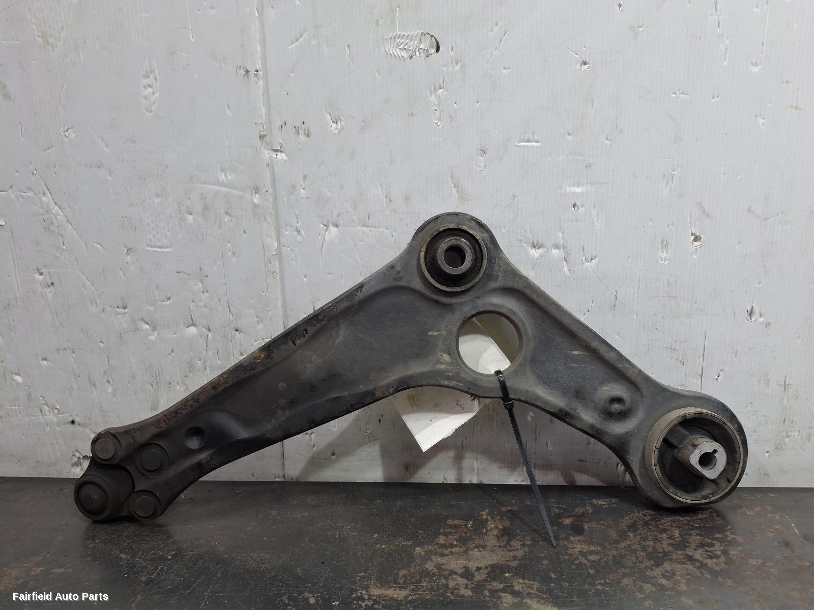 2016-2020 Renault Megane Right Front Lower Control Arm