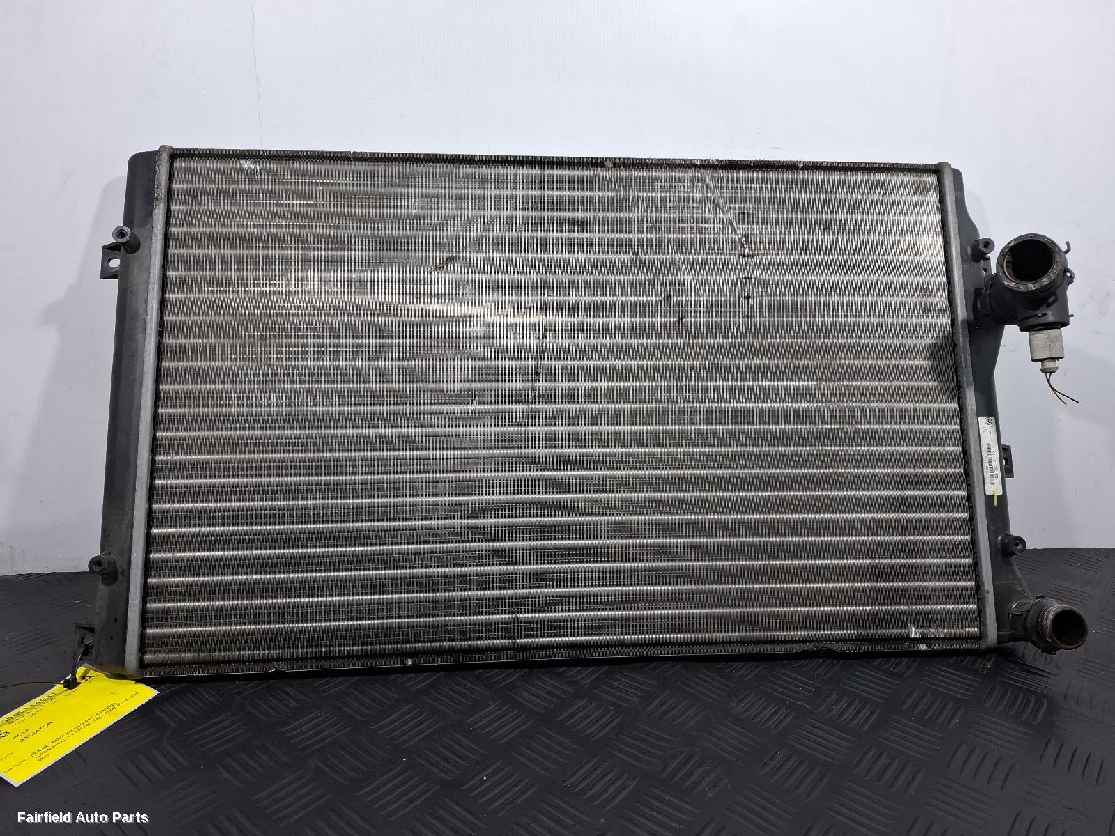 2008-2013 Volkswagen Golf Radiator