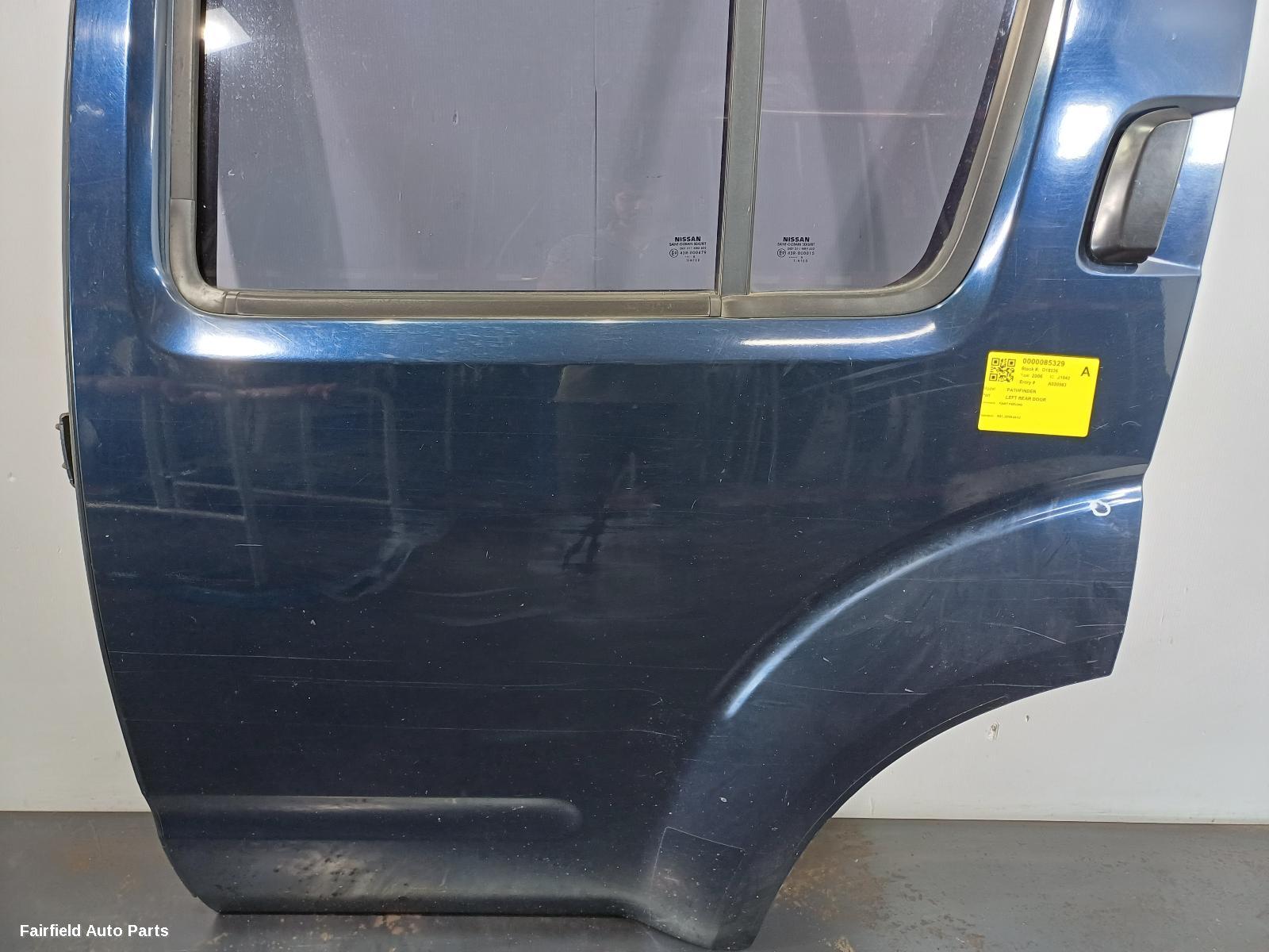 2005-2013 Nissan Pathfinder Left Rear Door Sliding