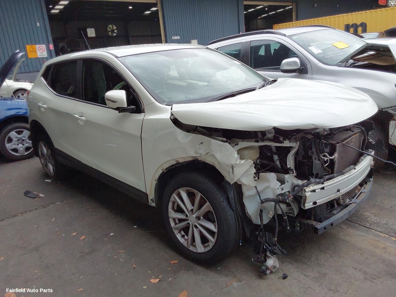 2013-2017 Nissan Qashqai Right Front Window Reg Motor