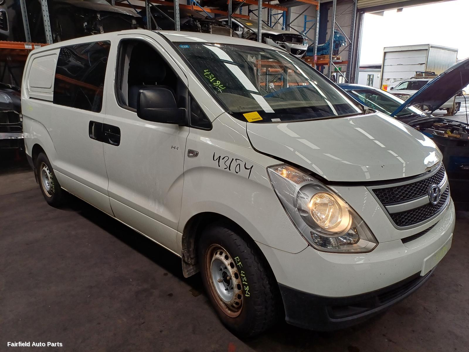 2007-2021 Hyundai Iload/imax Washer Bottle